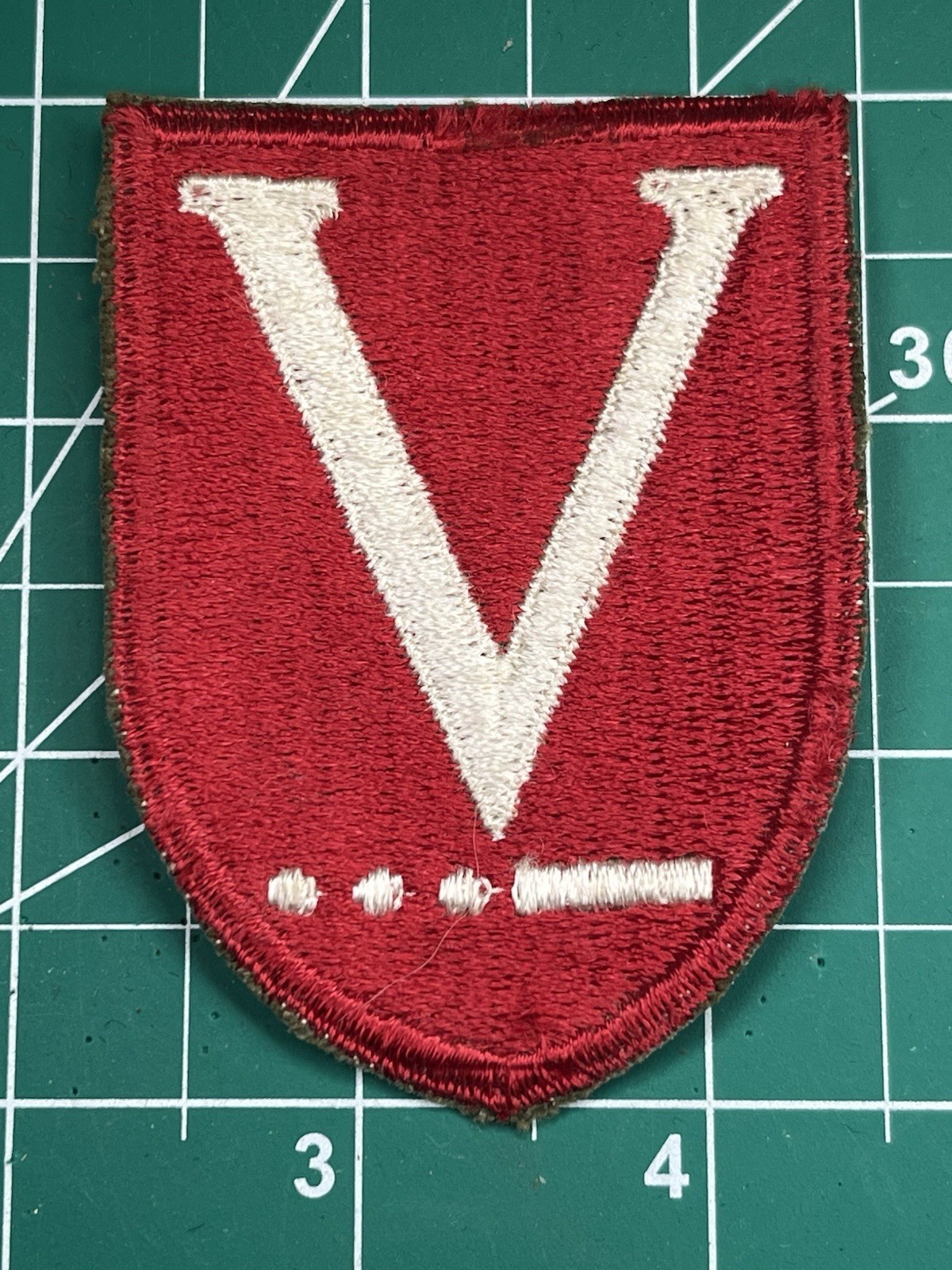 WWII US Army Victory Task Force V  for Victory Patch Red White