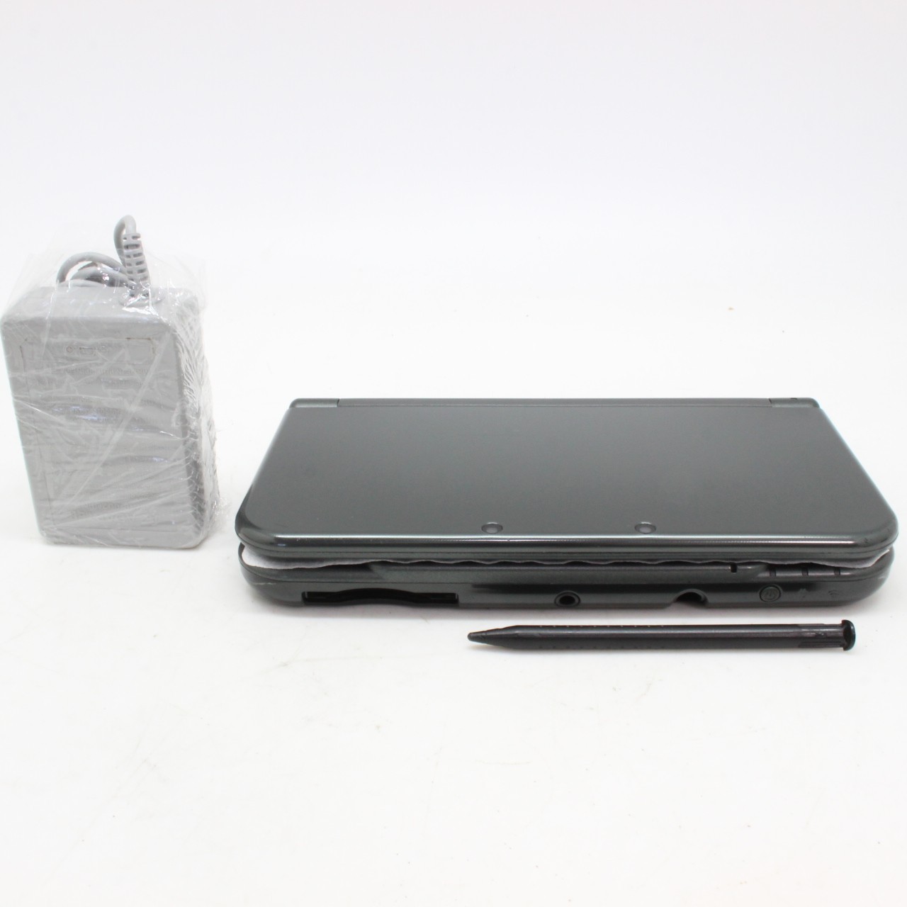 [ Rank A ] NINTENDO NEW 3DS XL Metallic BLACK Tested Game Console JP Ver. 4975