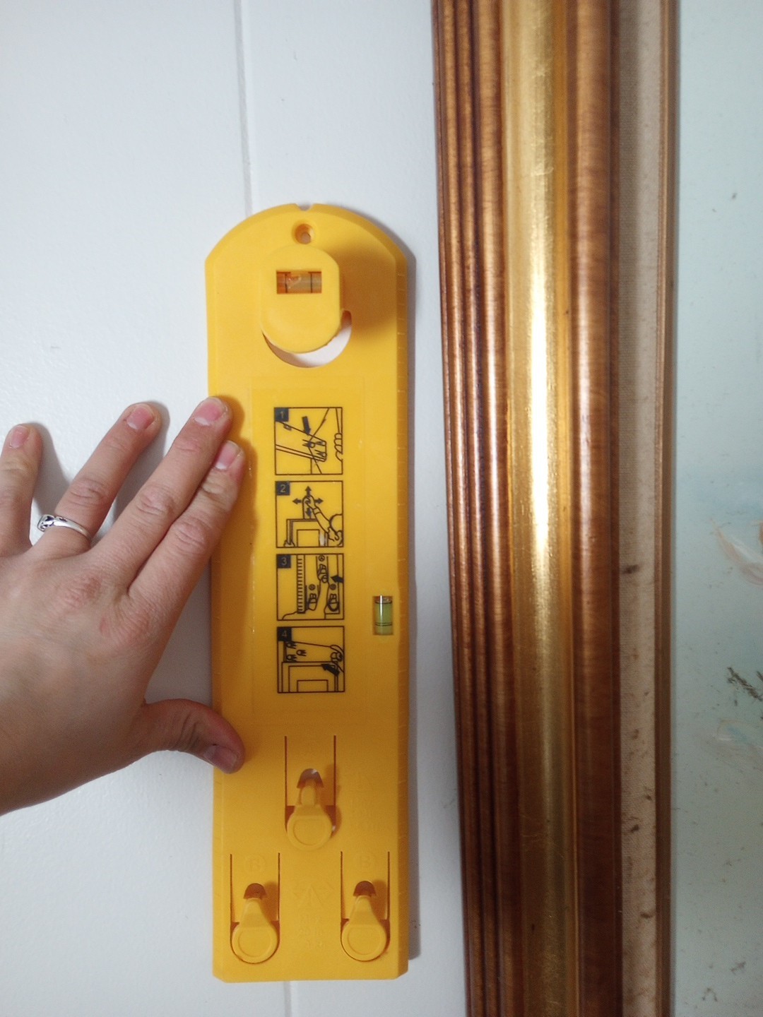 Picture Frame Hanger Hooks Easy Wall Hanging Tools Hang Photos Level, Ruler
