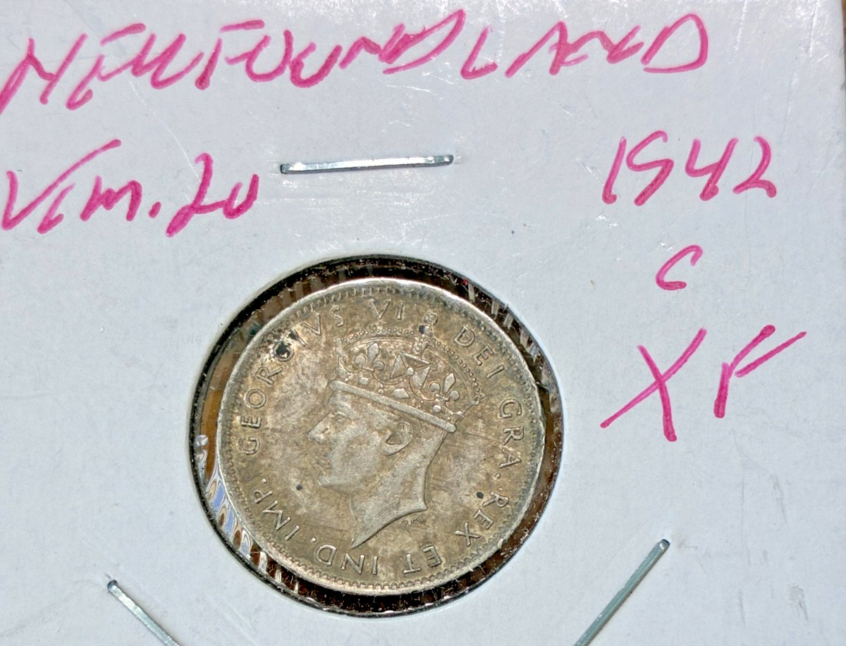 1942 C Newfoundland  10 cents Canada silver, XF cond. Coin #1598. Free shipping