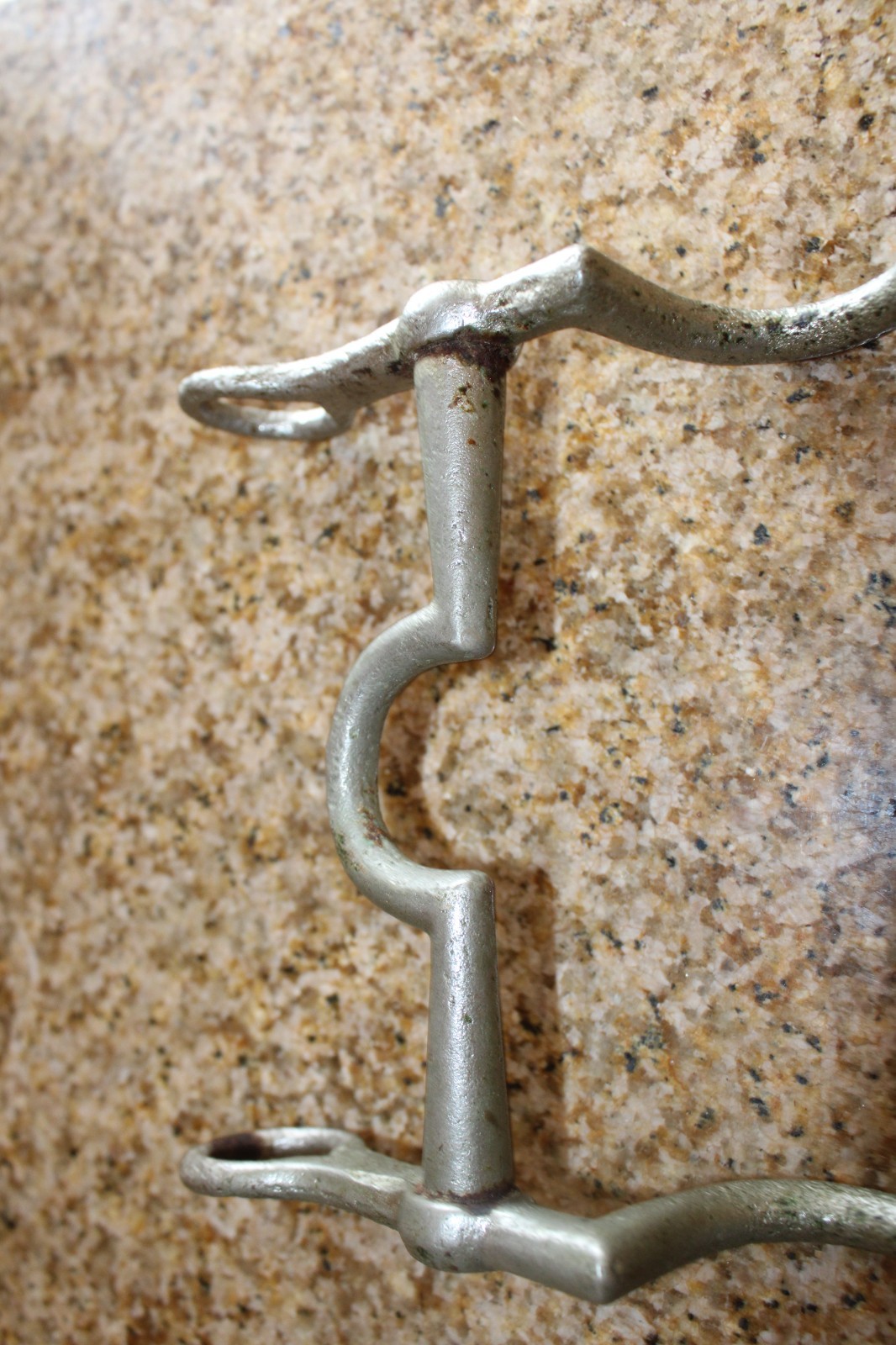 5.25" Sweep Shank Curb Bit