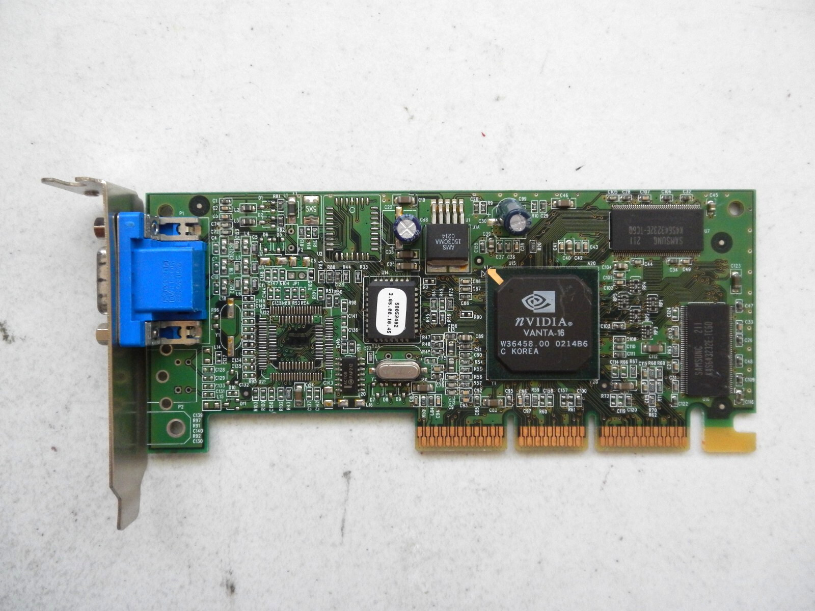 NVidia Vanta-16 AGP LOW PROFILE Graphics Video 180-P0026-0000B IDM 25P4058 WORKS