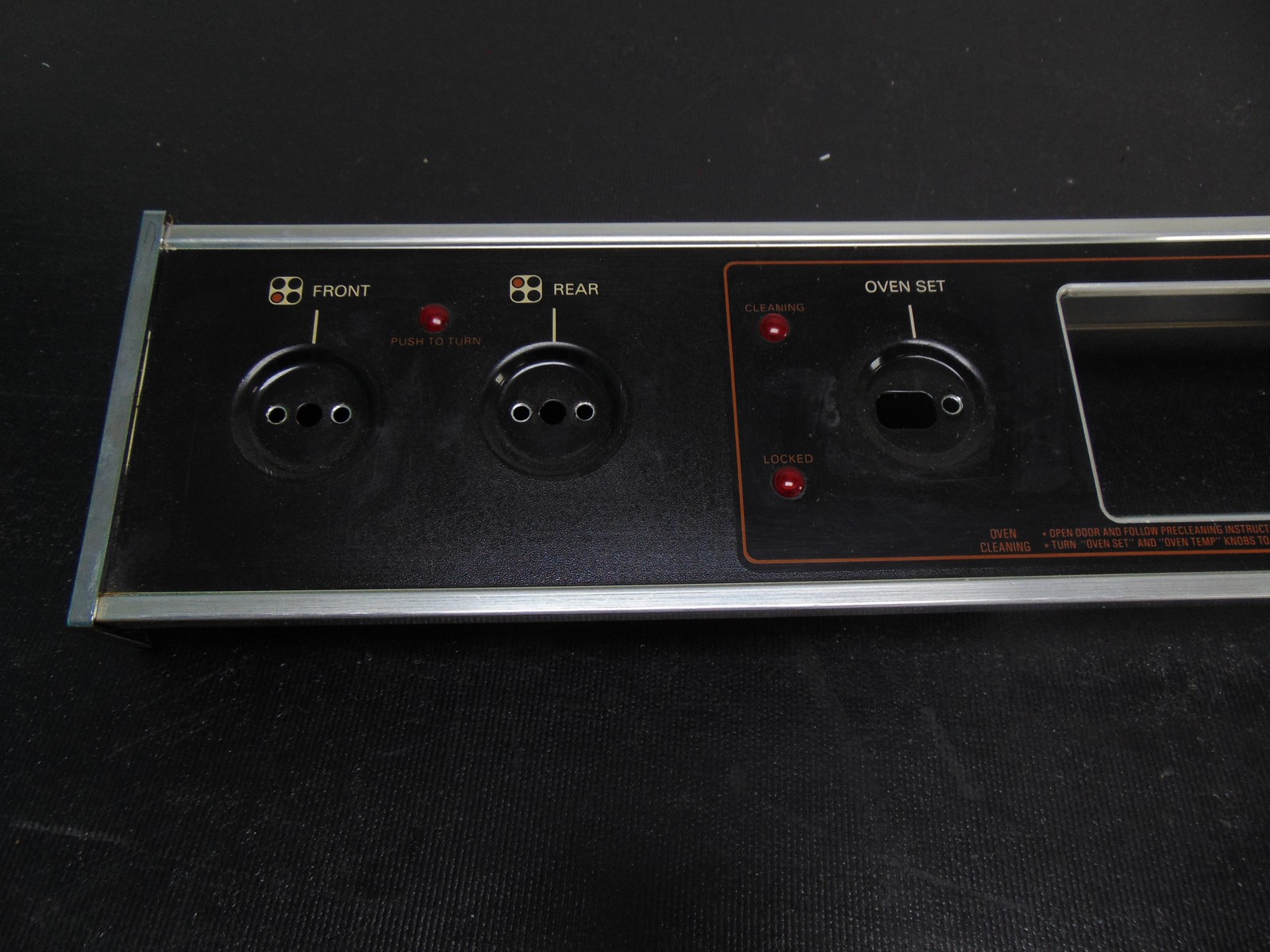 GE Range JBP24G0J4AD Control Panel