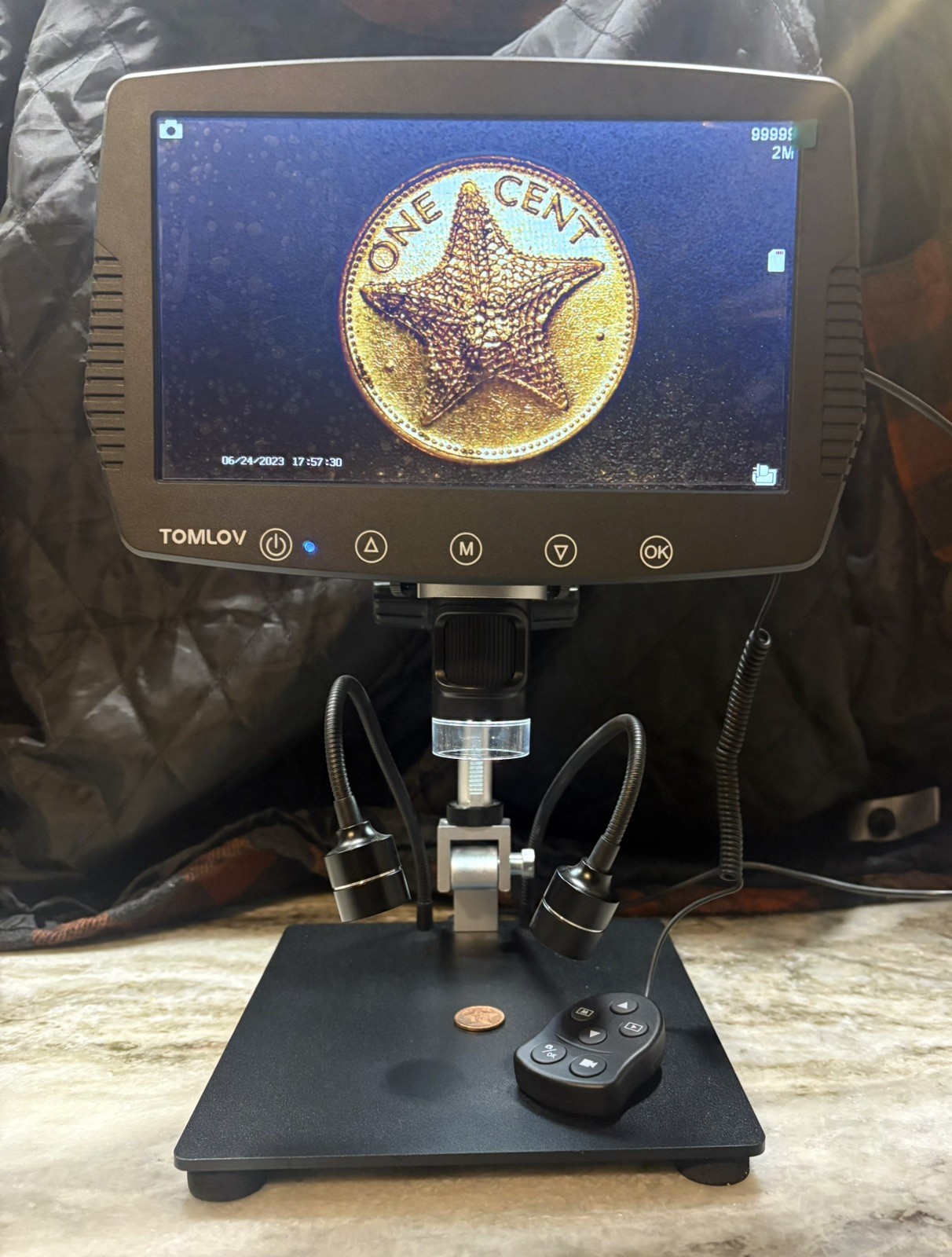 Tomlov DM04 Digital Microscope, 9” LCD, 32gb Sd Card, New, Open Box