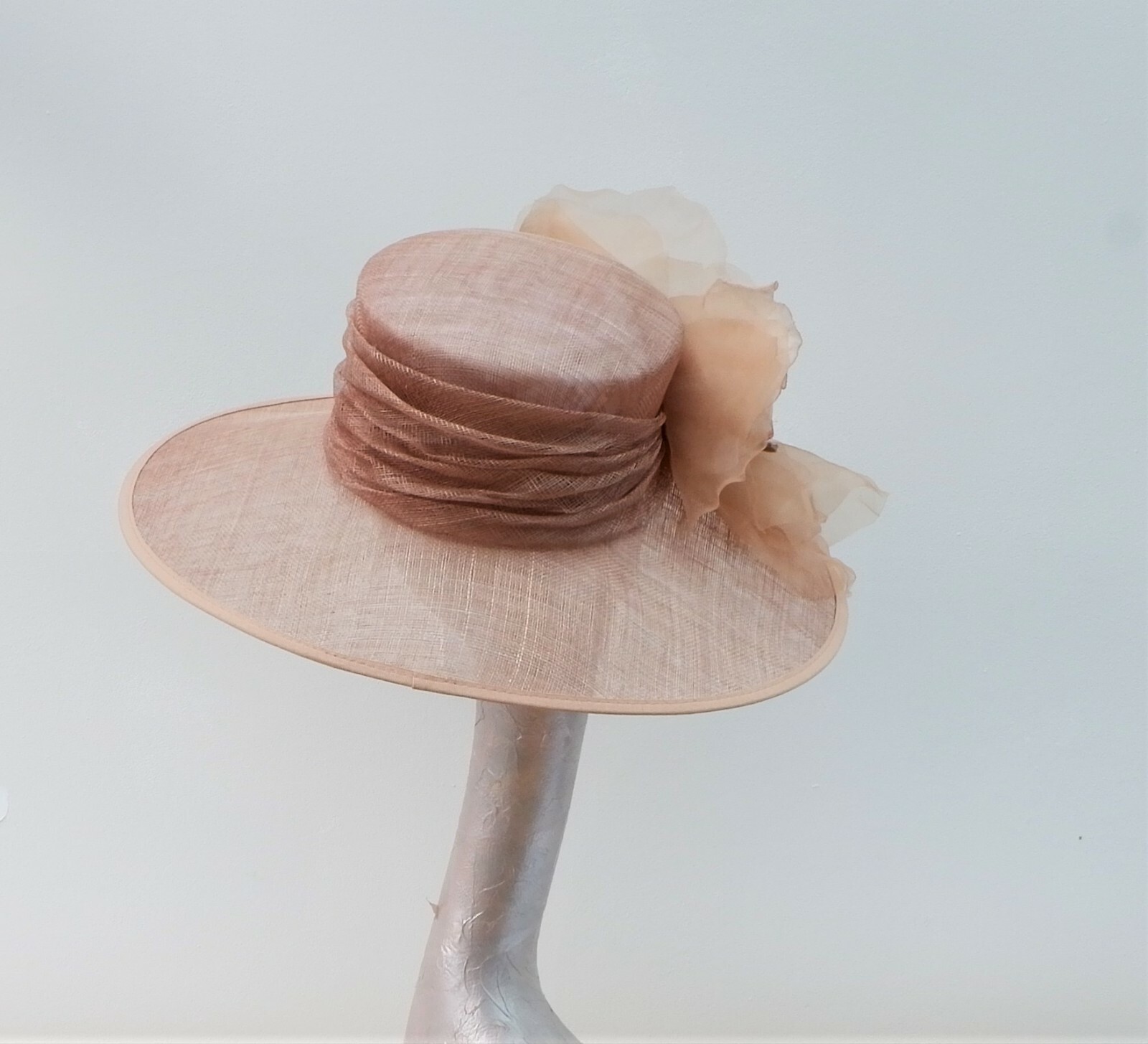 OVAL ROSE GOLD OCCASION HAT BY HATS2GO NO RETURN