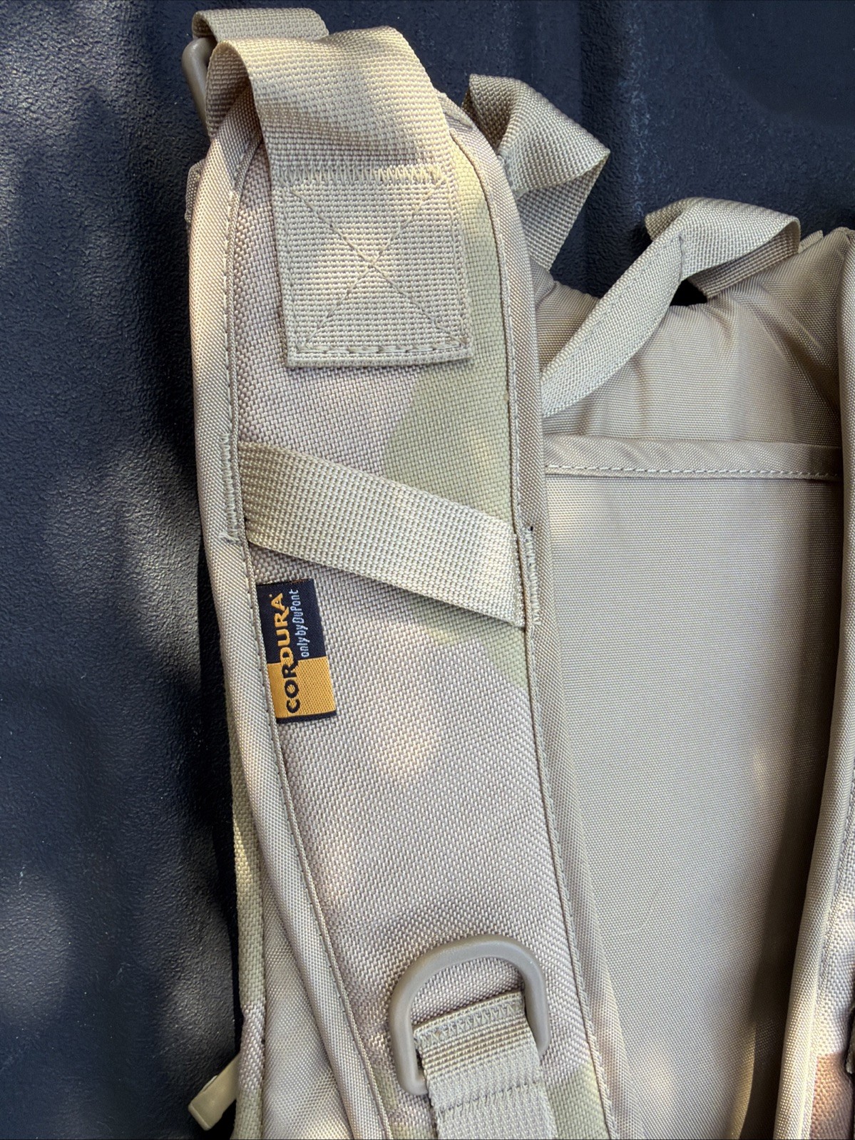 Camelbak M.U.L.E. Maximum Gear Desert Camo hydration pack Without Bladder