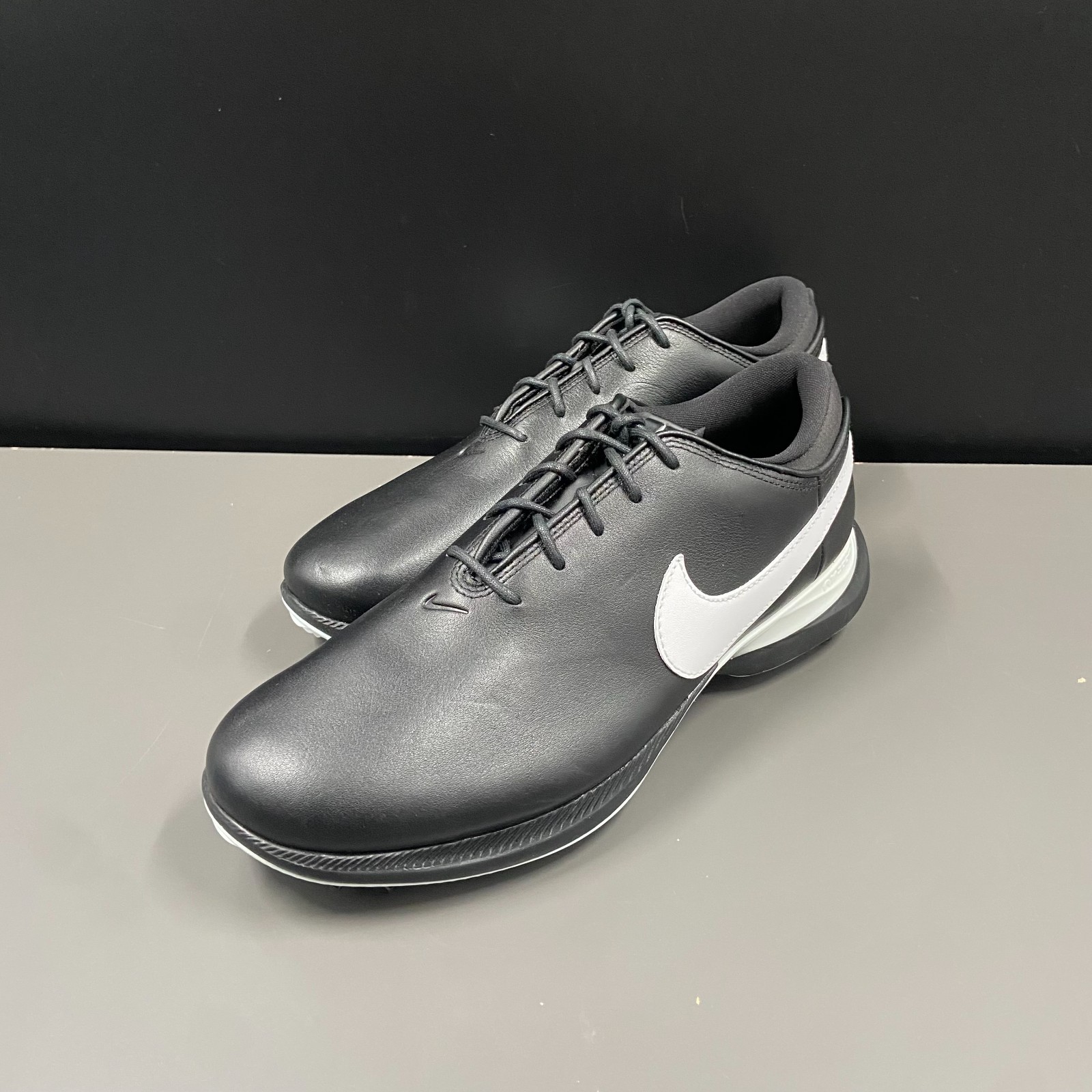 DS Nike Air Zoom Victory Tour 2 Golf Shoes Black/White TW Tiger DJ6569 001