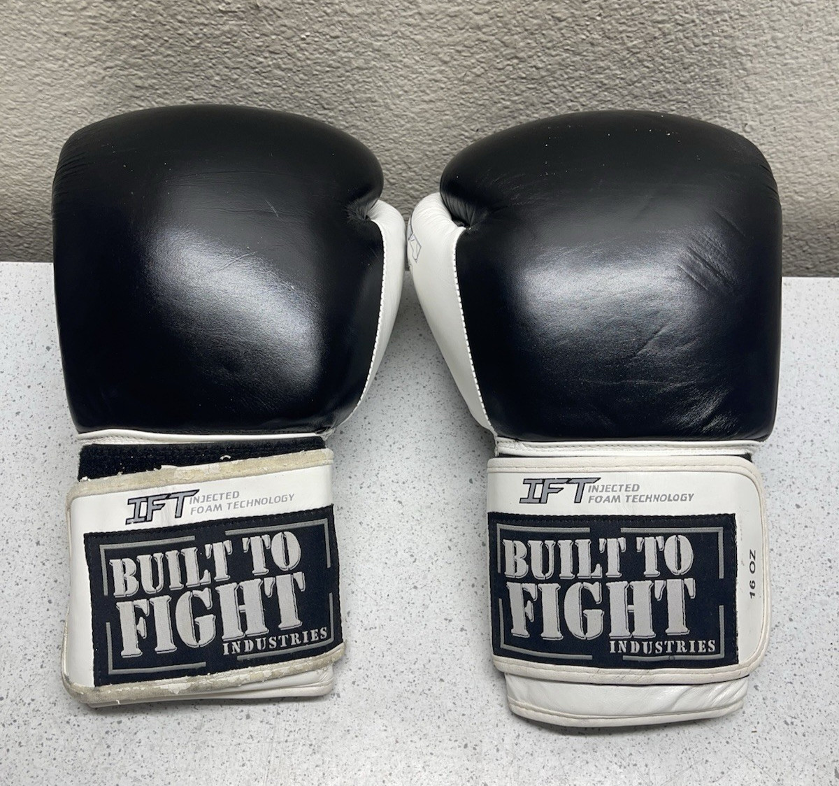 Built To Fight Industries 16oz Boxing Sparing Gloves Black/White Large