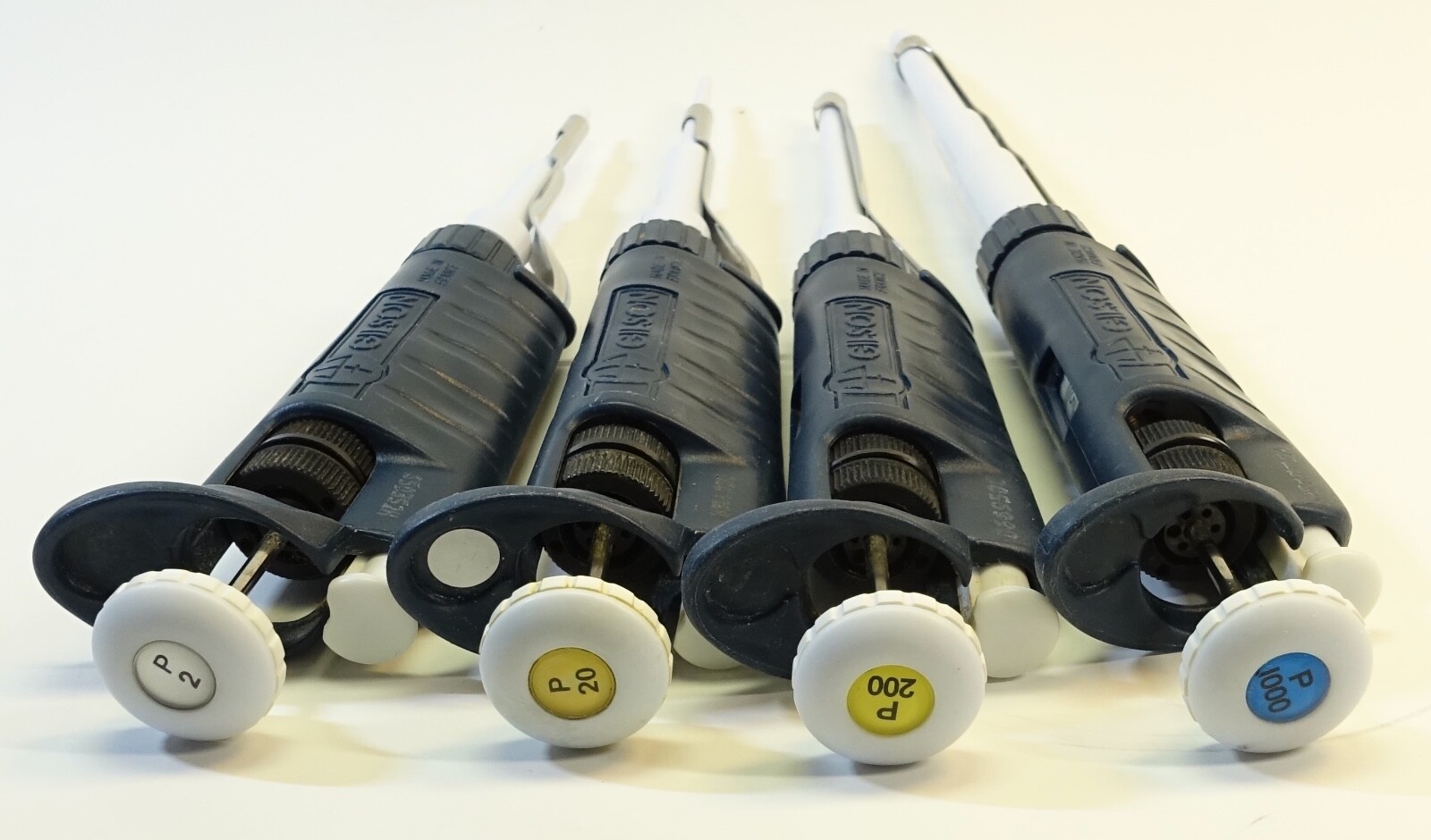 Gilson Pipetman Set of 4 Pipette: P1000, P200, P20 & P2; Clean and Accurate