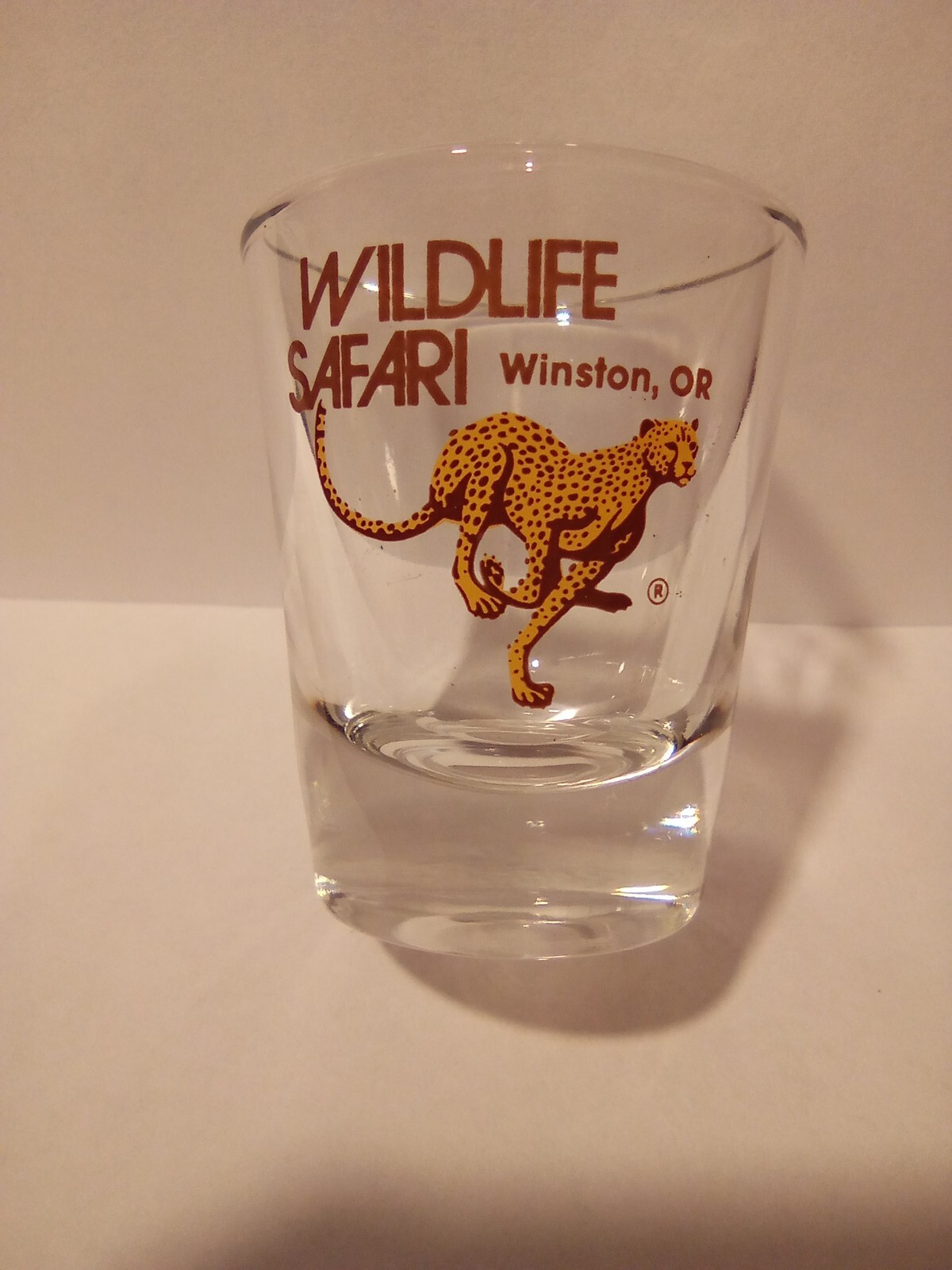 WILDFIRE SAFARI WINSTON, OR. LEOPARD LOGO SHOT GLASS GREAT FOR ANY COLLECTION!