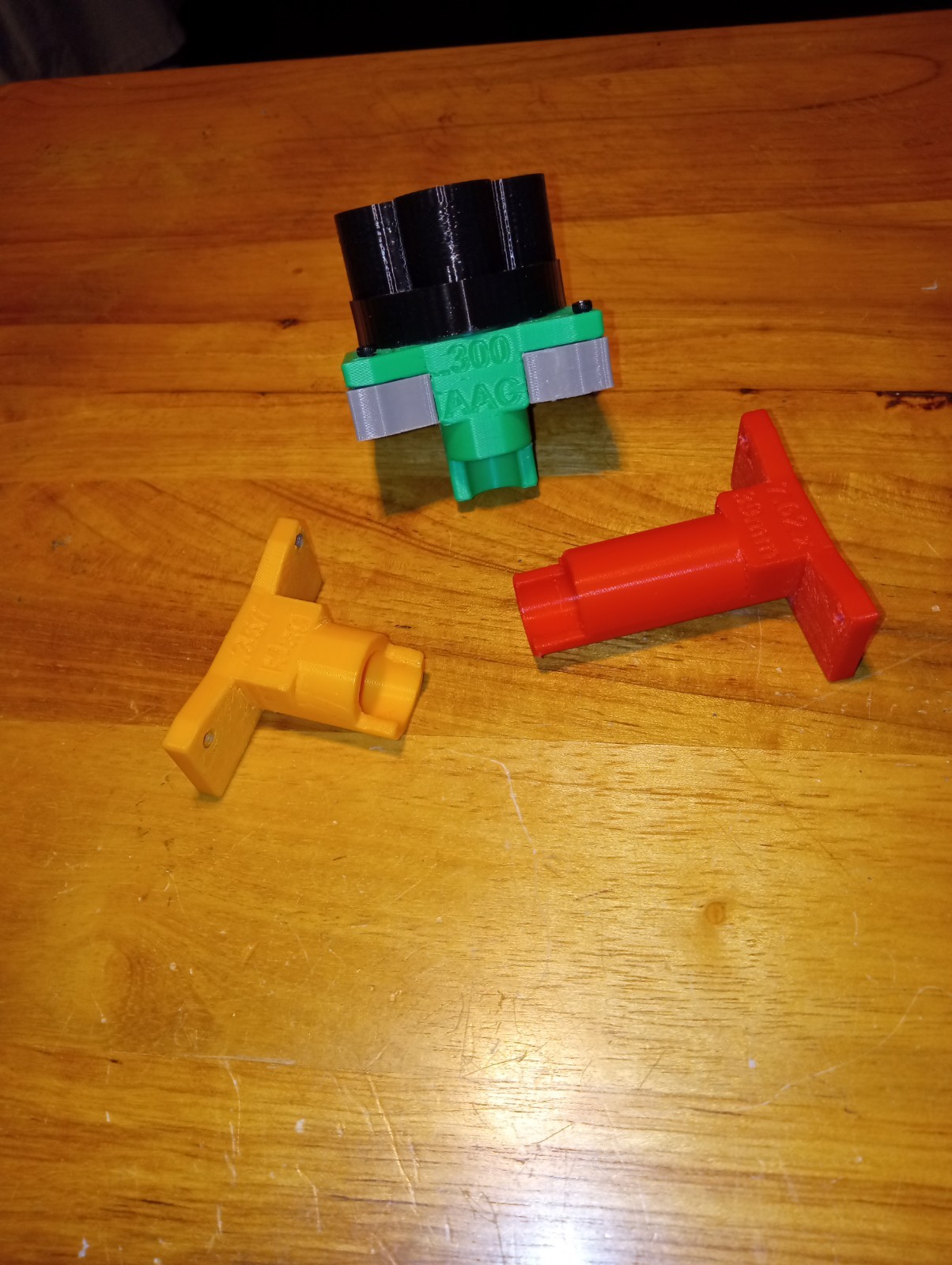 Lee APP Universal Case Feeder 3D Printed With 3 Case Adapters,No More Adjusting.