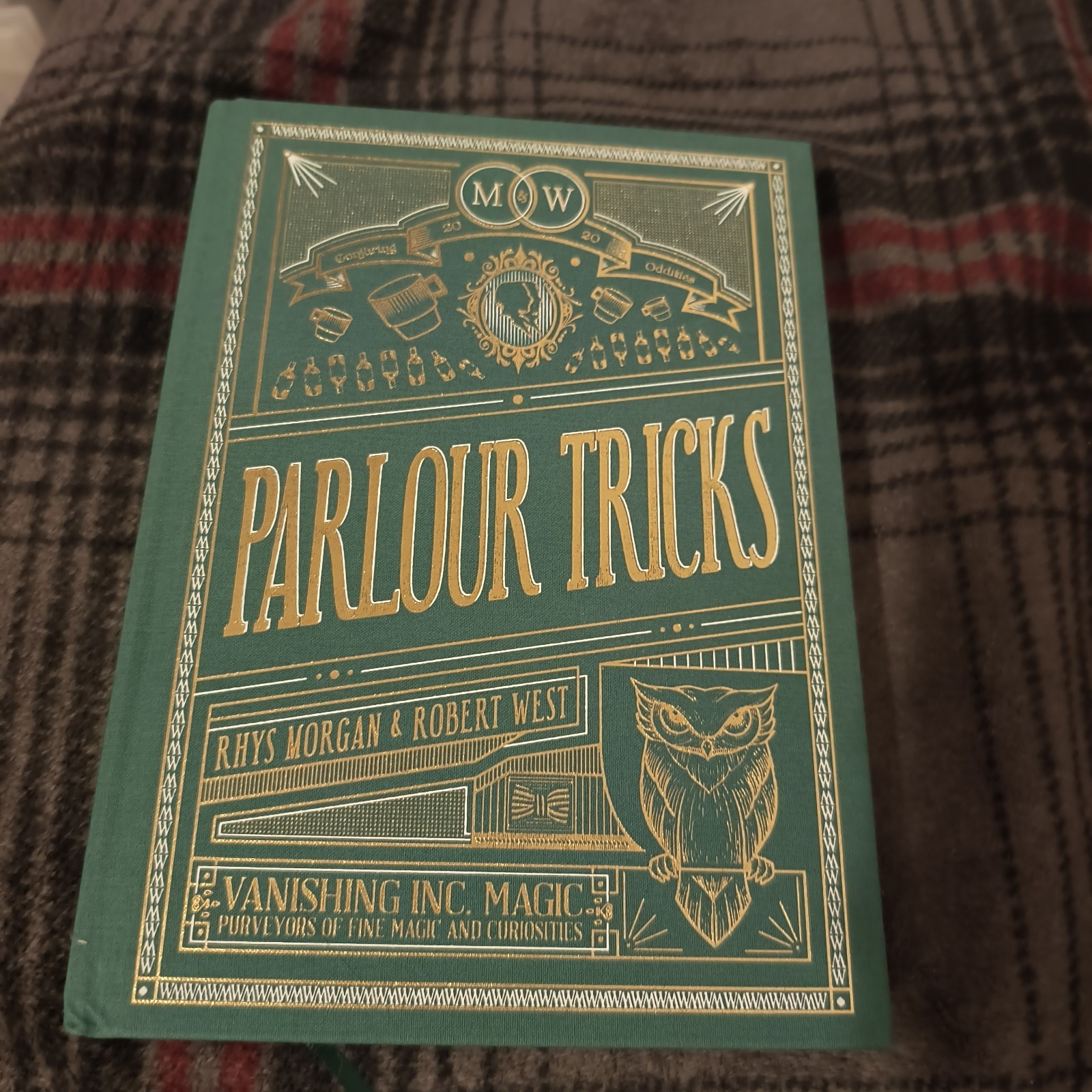 Parlor Tricks by Rhys Morgan & Robert West Vanishing Magic