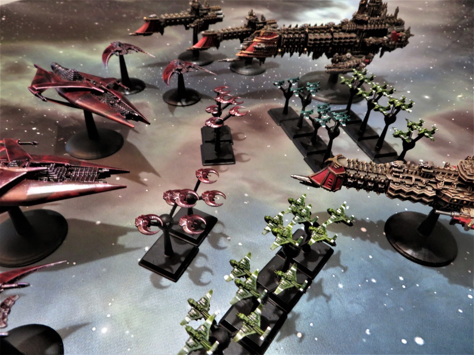 Human Fighters/Bombers (20 piece set) - Compatible with Battlefleet Gothic
