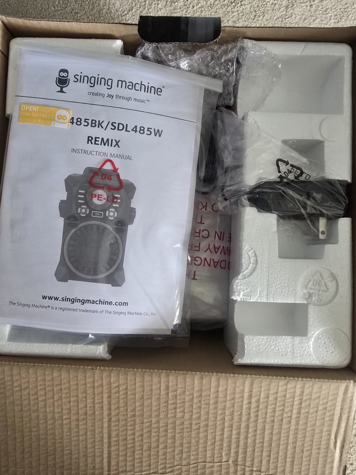 Singing Machine SDL485W Portable Karaoke System Bluetooth LED Lights White