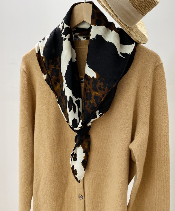 70% Cashmere 30% Silk Wrap Scarf Brown leopard Print Triangle Shawl 68X68cm new