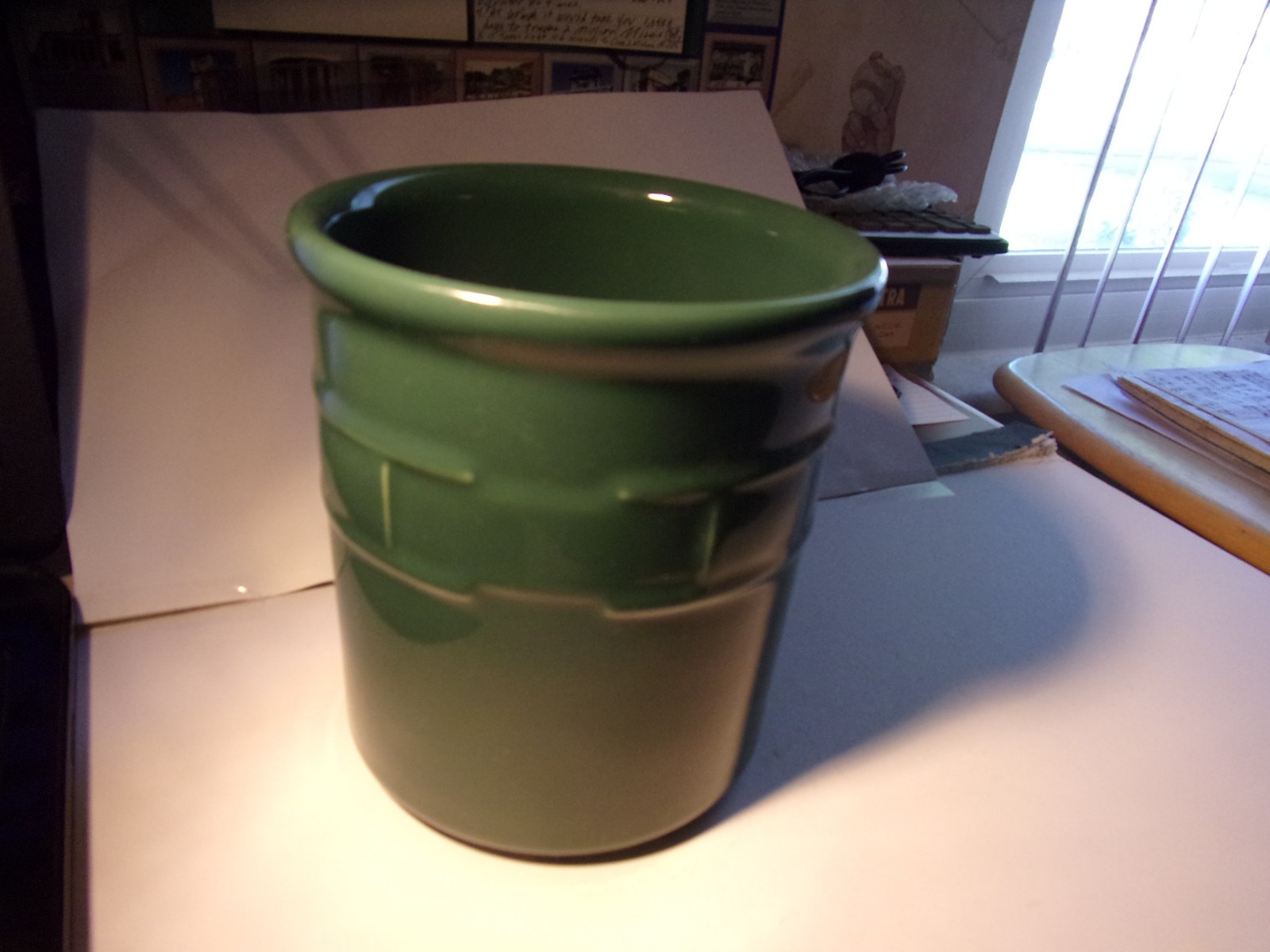 Collectible Longaberger Pottery Green 2 Pint Green Croc - New -$12