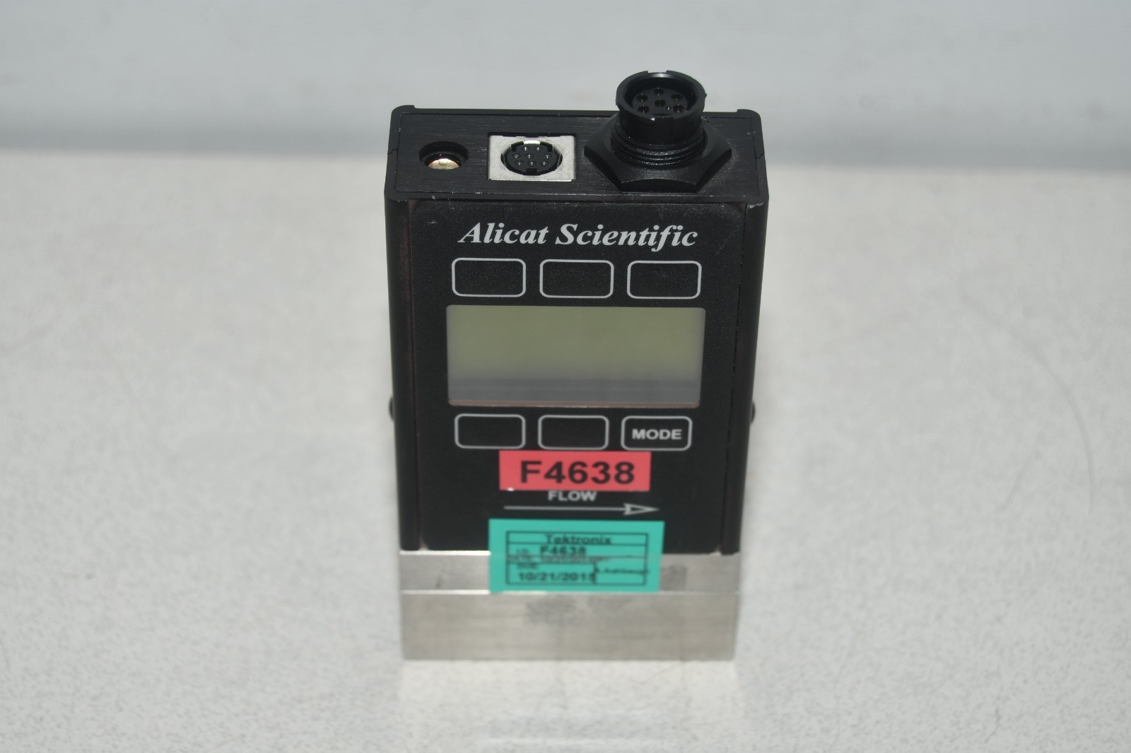 ^ Alicat M-10SLPM-D-I/10M Gas: Air Flow Controller #X8343
