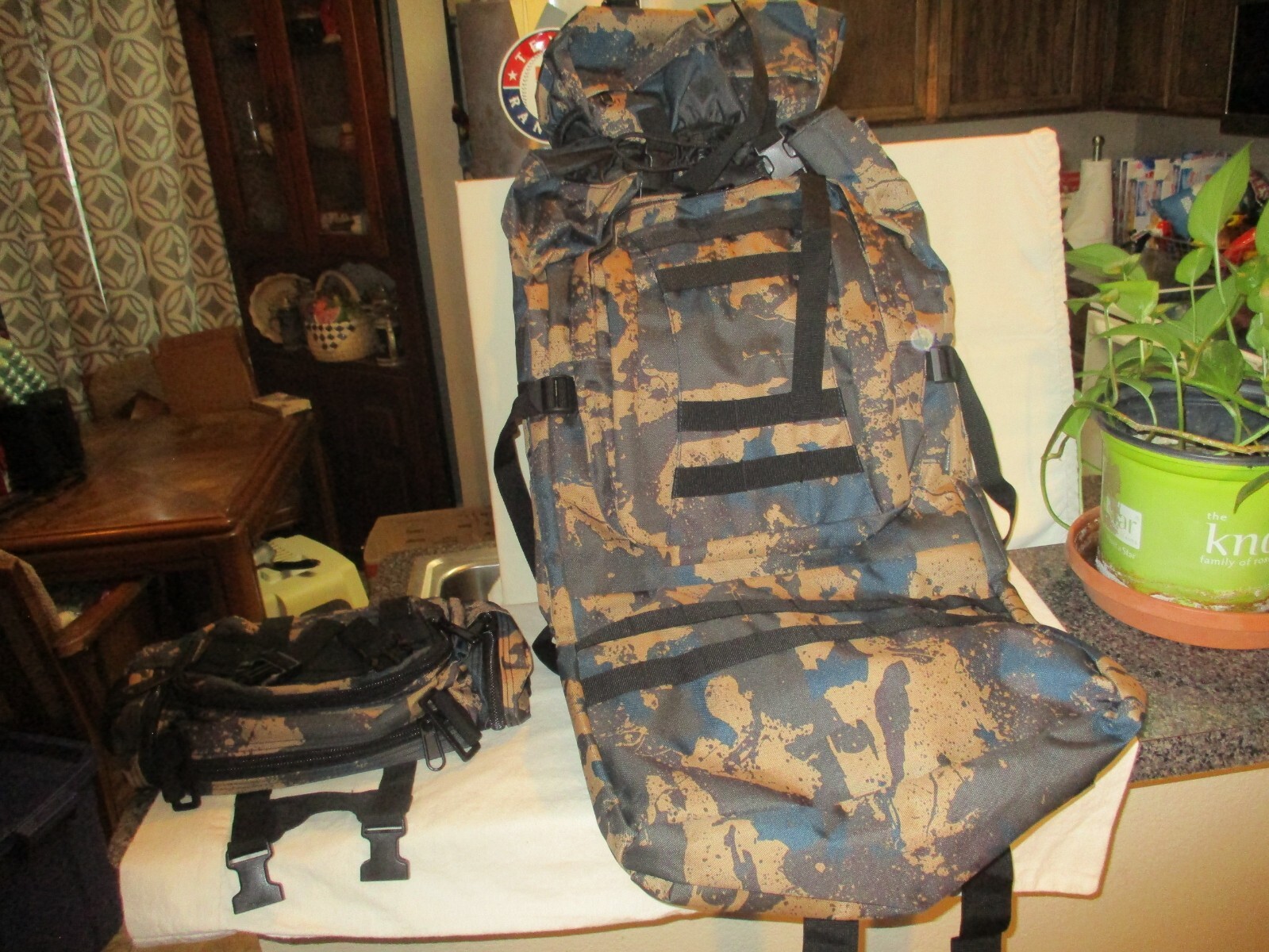 King's Guard  Hiking Backpack, Waterproof Camping Backpacking Backpack