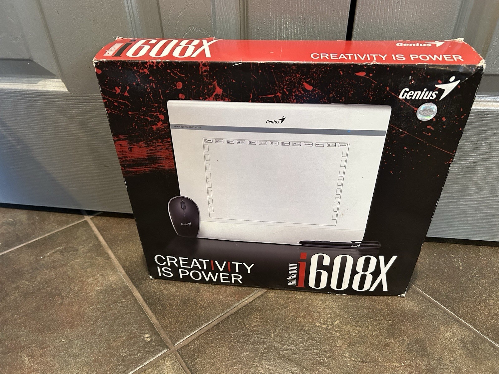 Genius MousePen i608X Pen Tablet - Silver 8x6" Tablet with Mouse & Stylus Pen