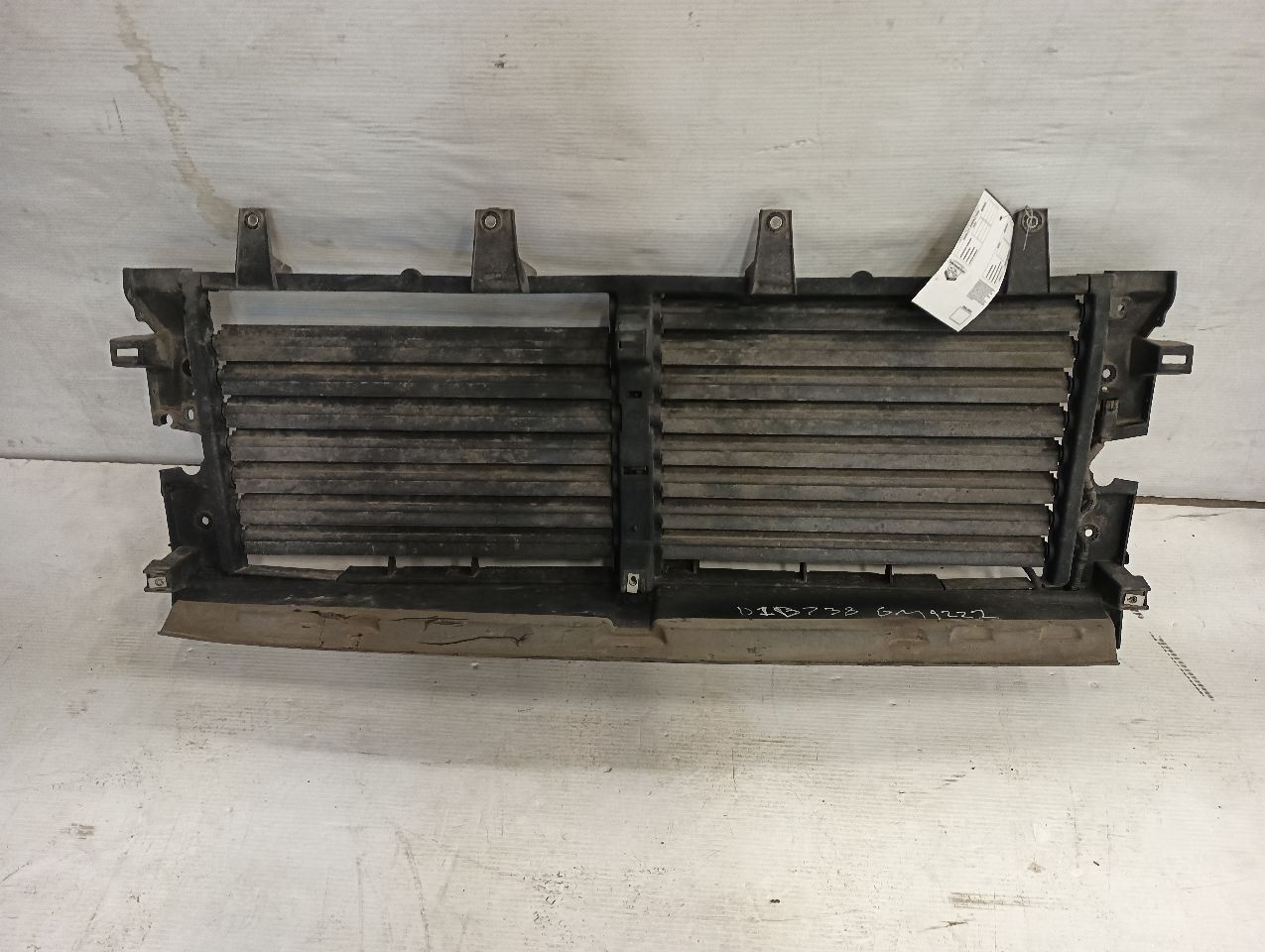 2021 SIERRA 1500 3.0TD Air Shutter  (12441156