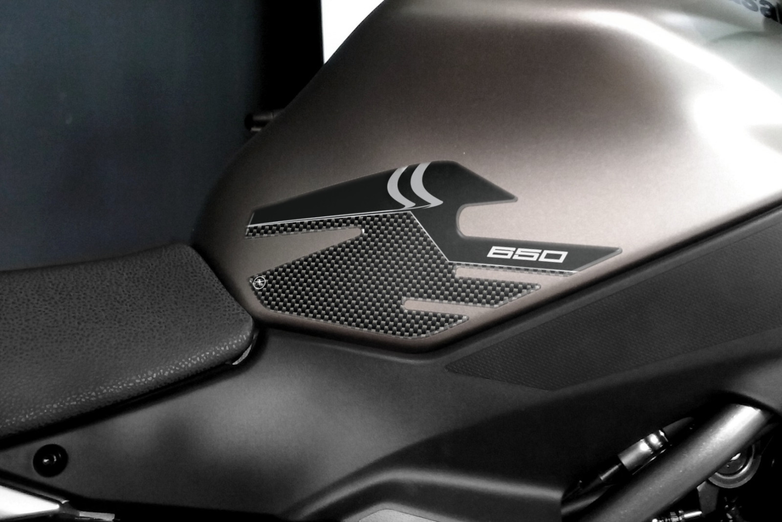 2 Knee Side Tank Protections Compatible With Kawasaki Ninja 650