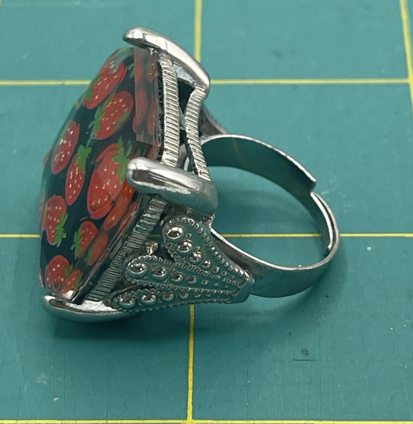 Silver Strawberry Square Enamel Ring Size 6.5