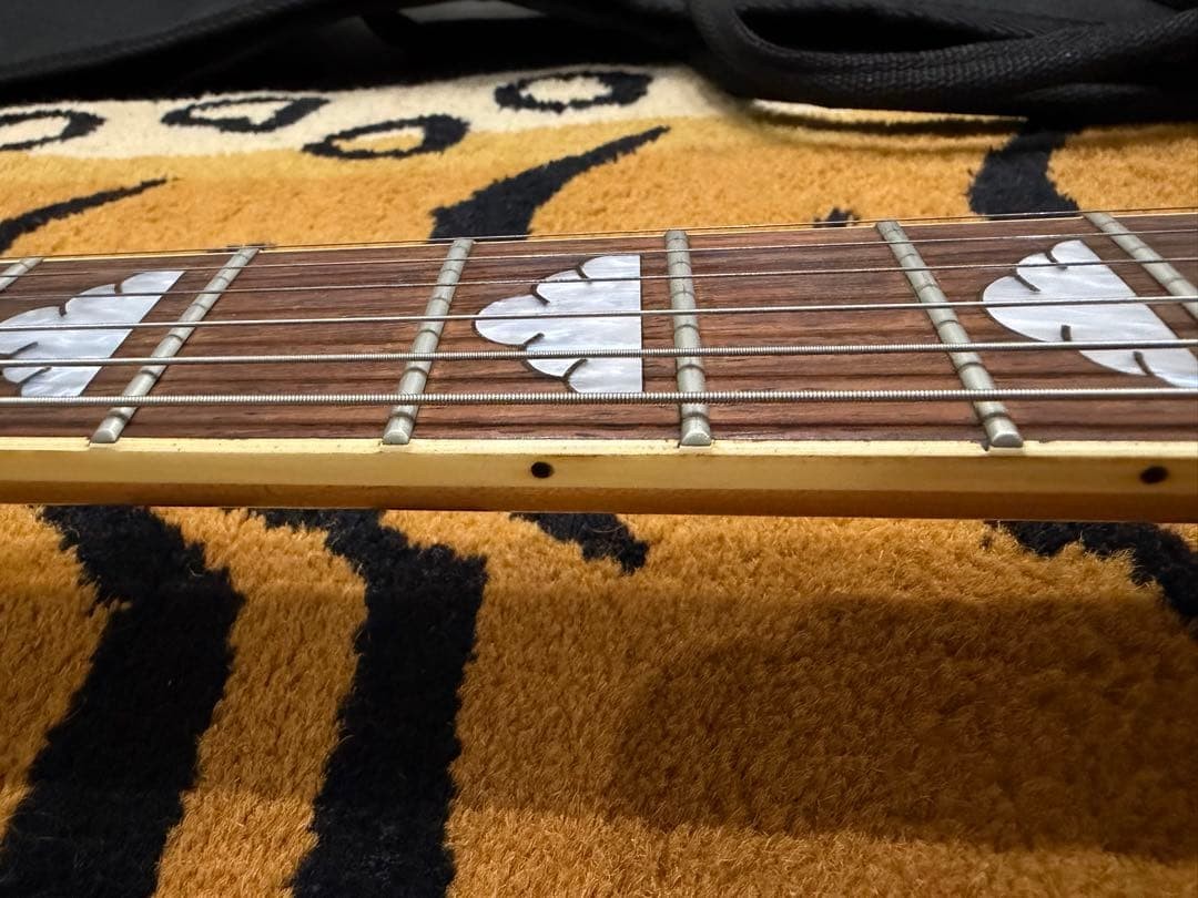 Fernandes Crystal Guitar Hide Model