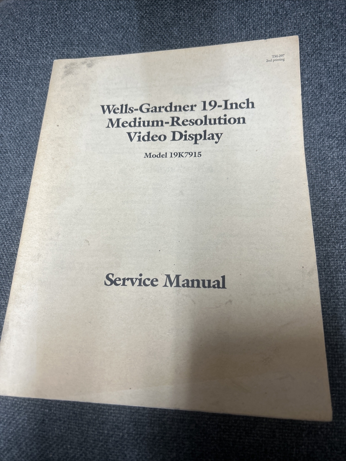 WELLS-GARDNER 19 INCH MEDIUM-RESOLUTION VIDEO DISPLAY Service Manual - original