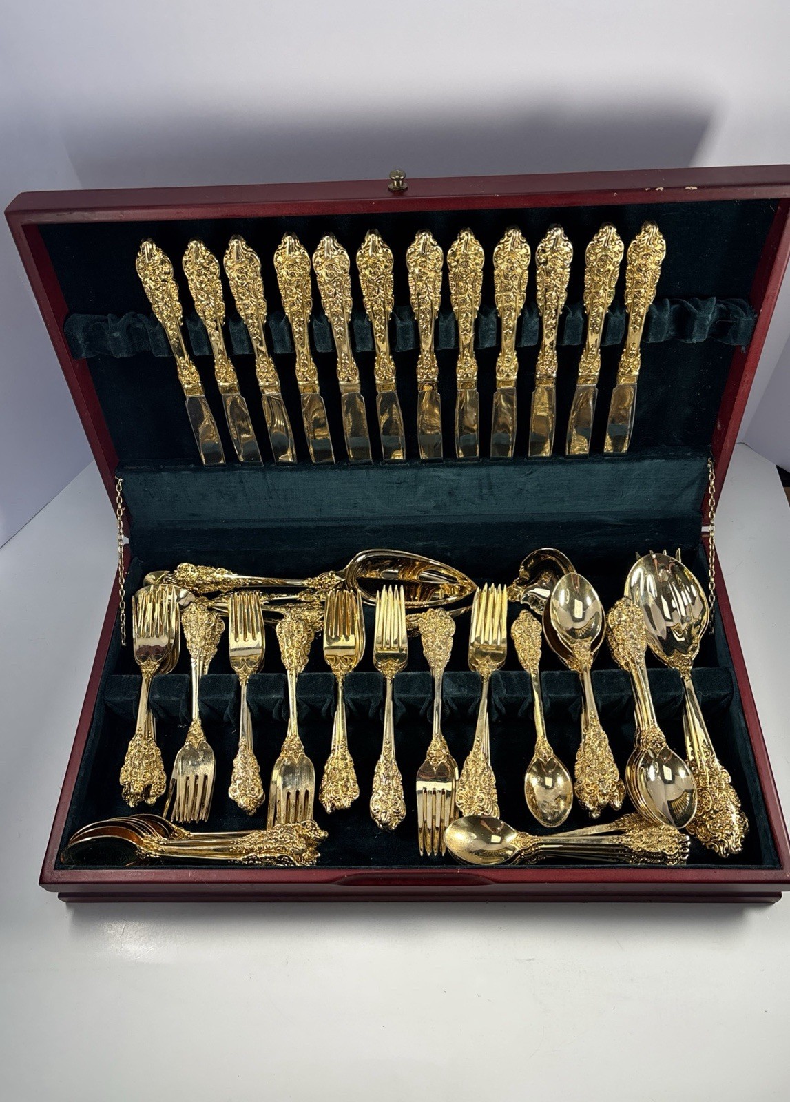 FB Rogers & Sons French Rose 90 Pcs Gold Plated Flatware Set For 12 Storage Case