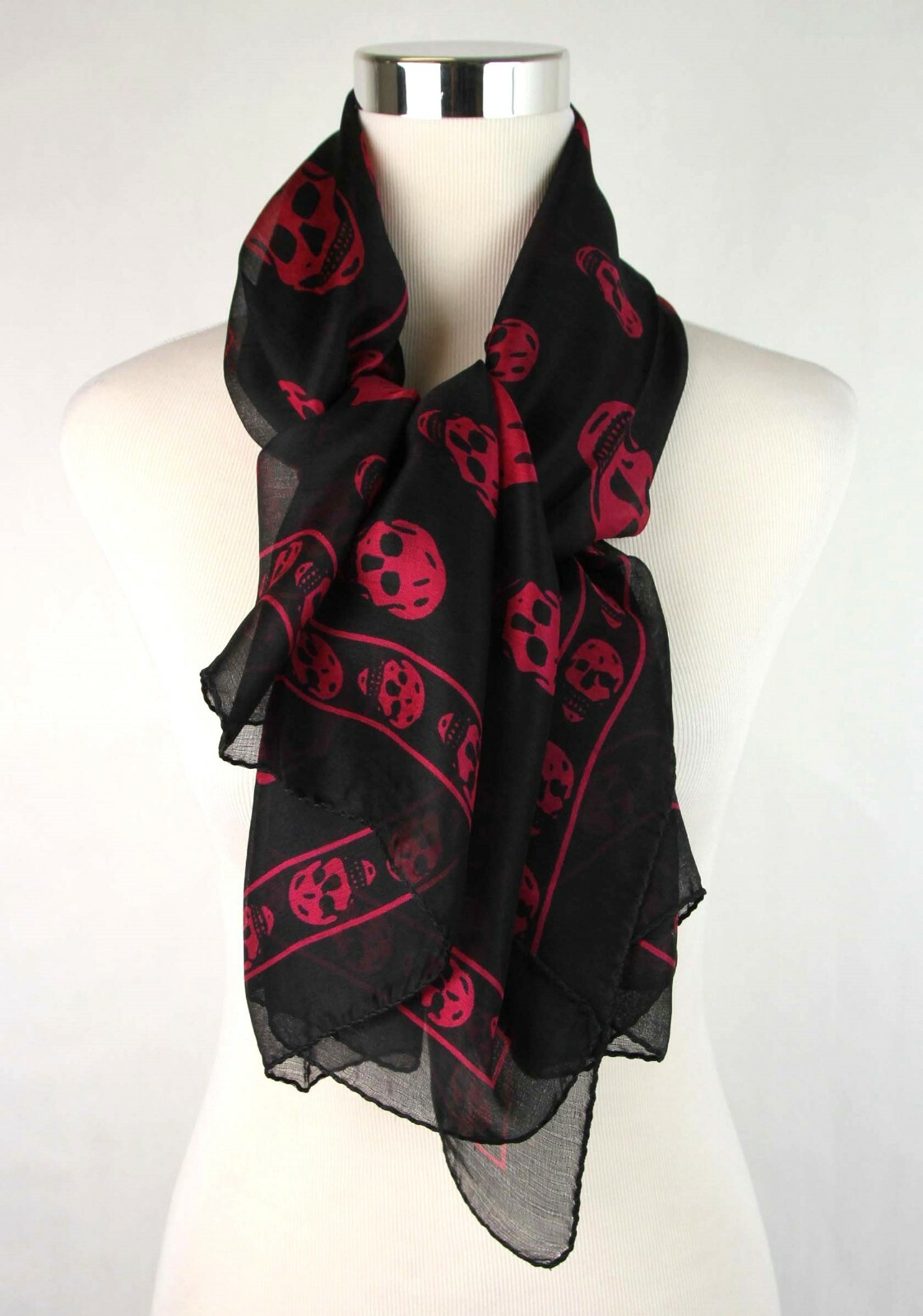 Alexander McQueen Black Chiffon Silk Scarf w/Purple Pink Skull Print 110640 1071
