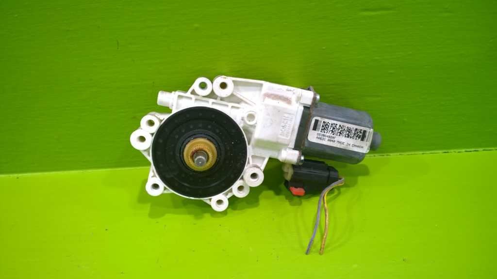 06-10 COMMANDER LIMITED 5.7L AT PASSENGER RIGHT REAR WINDOW MOTOR 2518-17