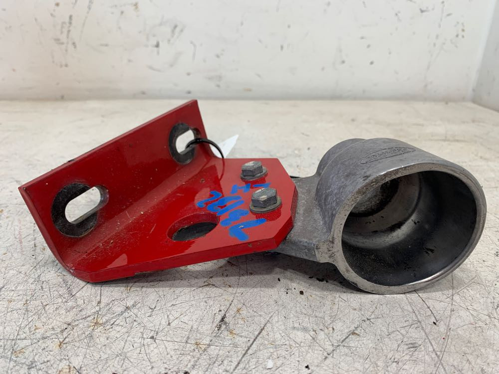 2013 Peterbilt 587 Hood Rest R116202 (638-10431)