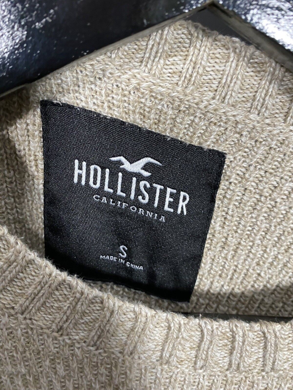 HOLLISTER Jumper - Size Small - Beige - Great Condition - Mens