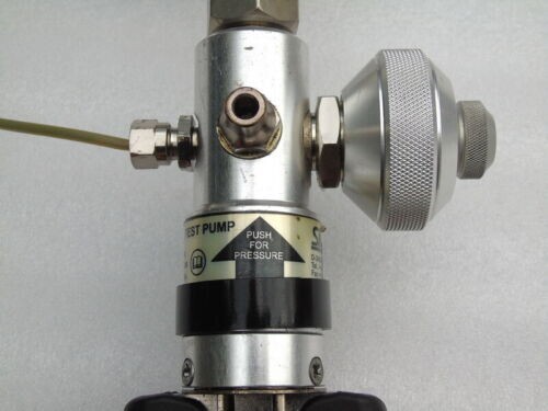 SIKA TP1 HAND HELD PRESSURE CALIBRATOR TEST PUMP & GAUGE