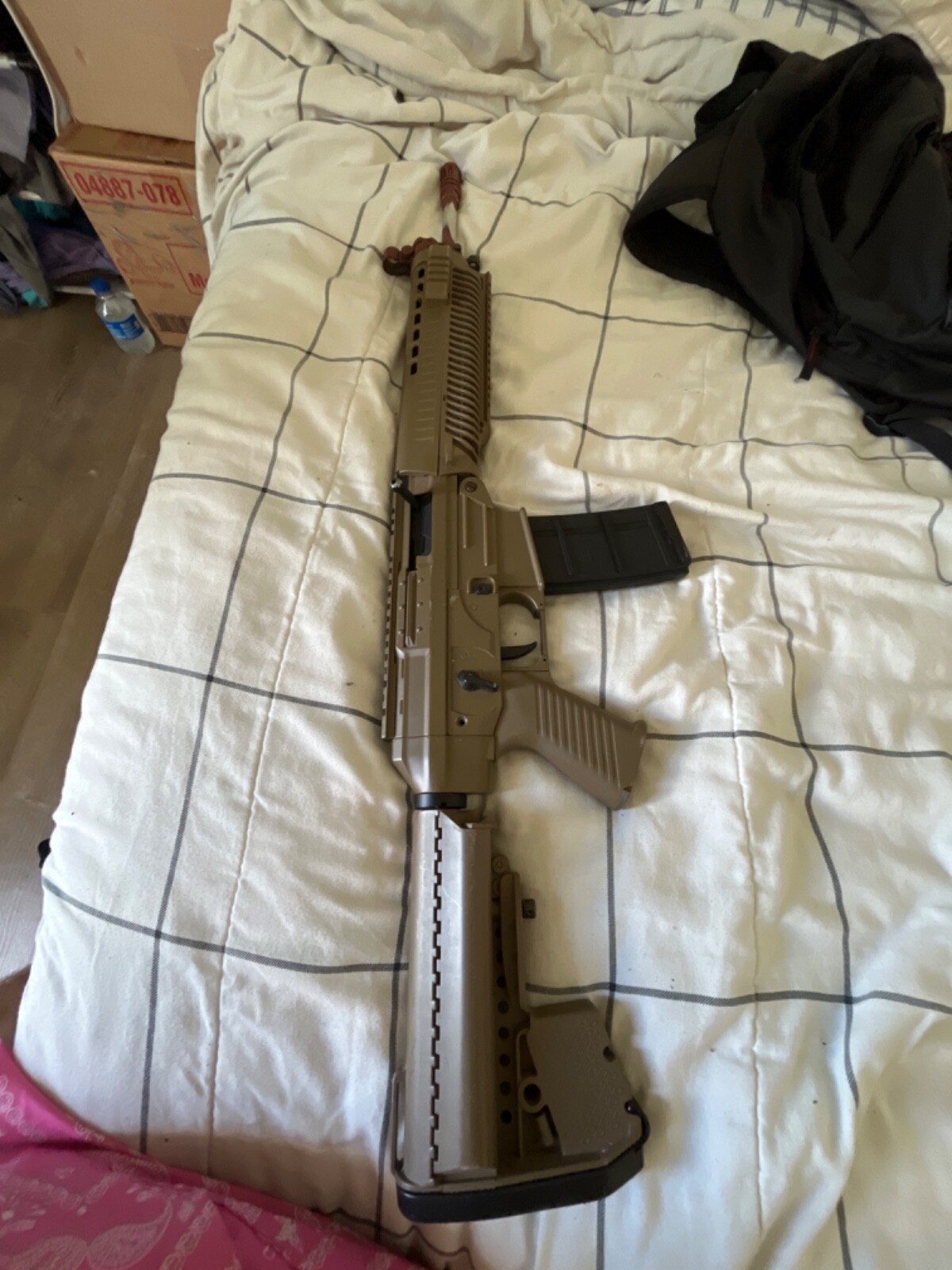 Airsoft just needs a battery fully auto powered and used condition I ask 175