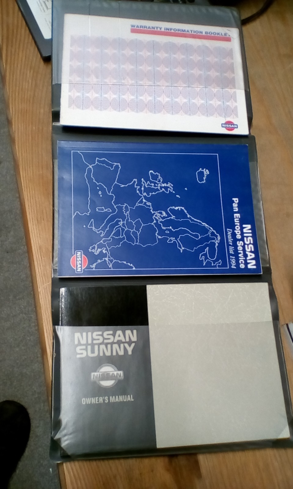 Nissan Sunny Owners Handbook 1993