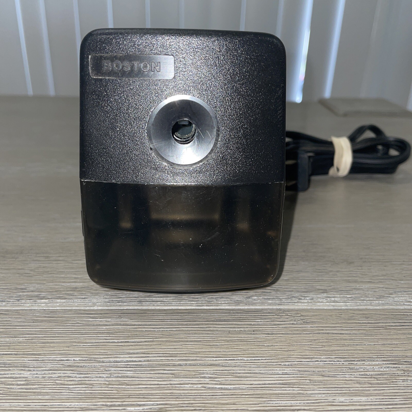 Boston Powerhouse Electric Pencil Sharpener Desk Top Model 19 Home Office TESTED