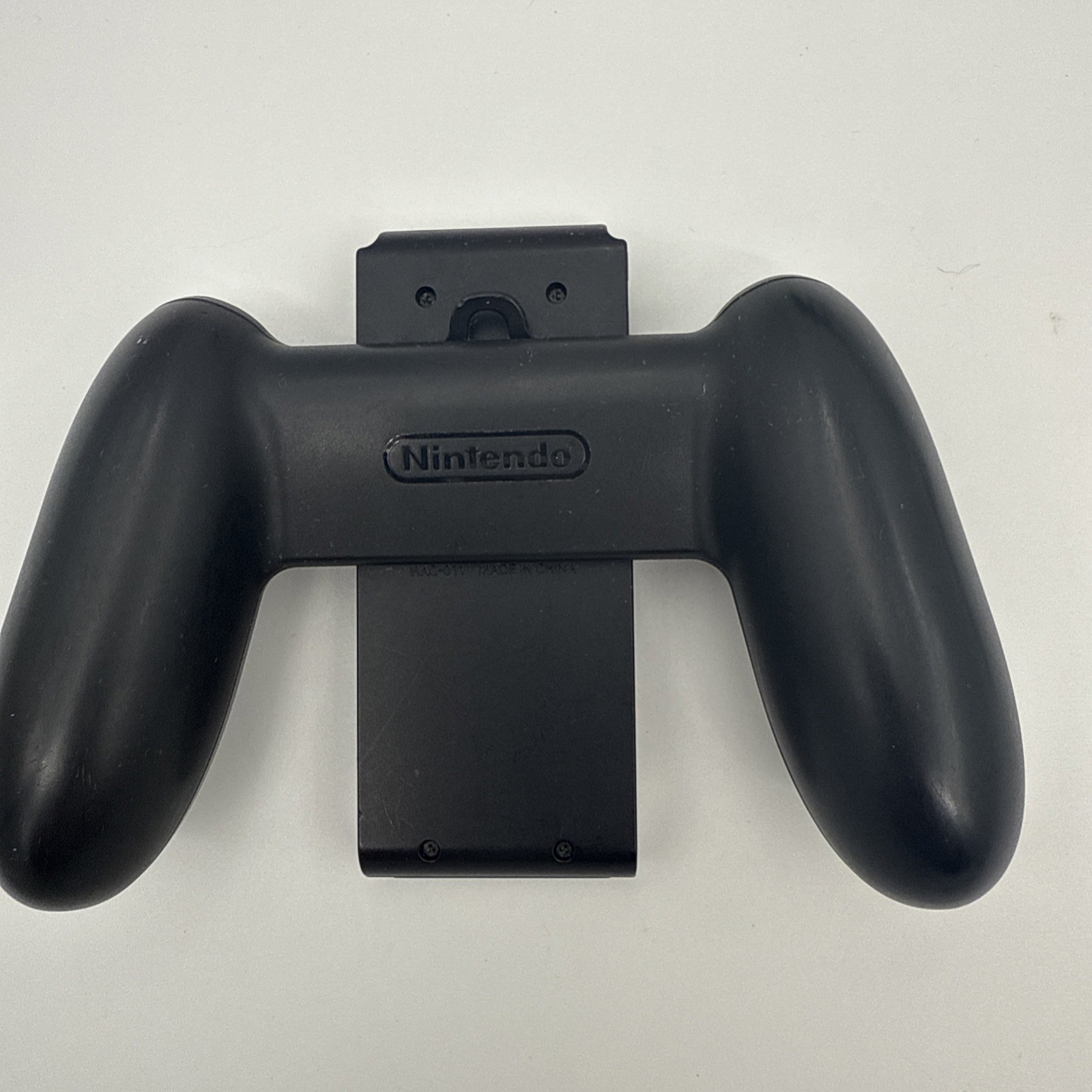 Nintendo Switch Accessories Bundle, Comfort Grip, Wrist Straps, May flash, Case