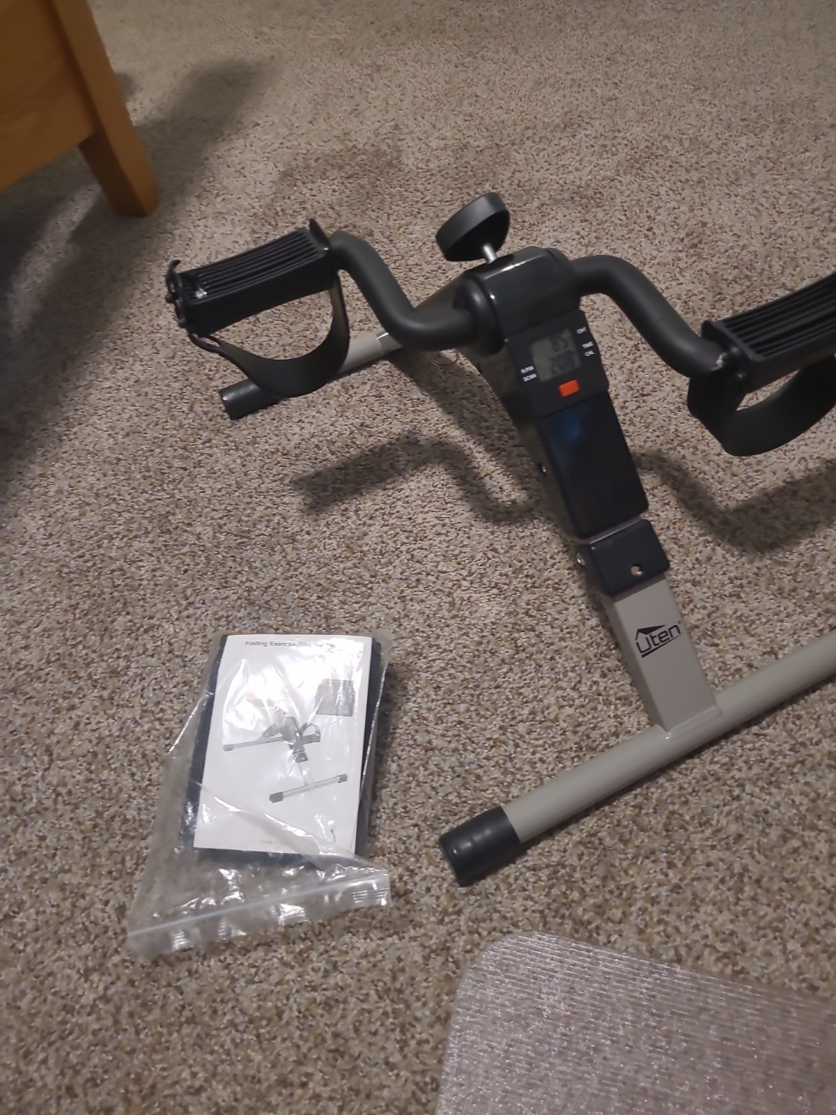 Uten Pedal Exerciser Mini Arm Leg Exercise Bike with LCD Screen Display
