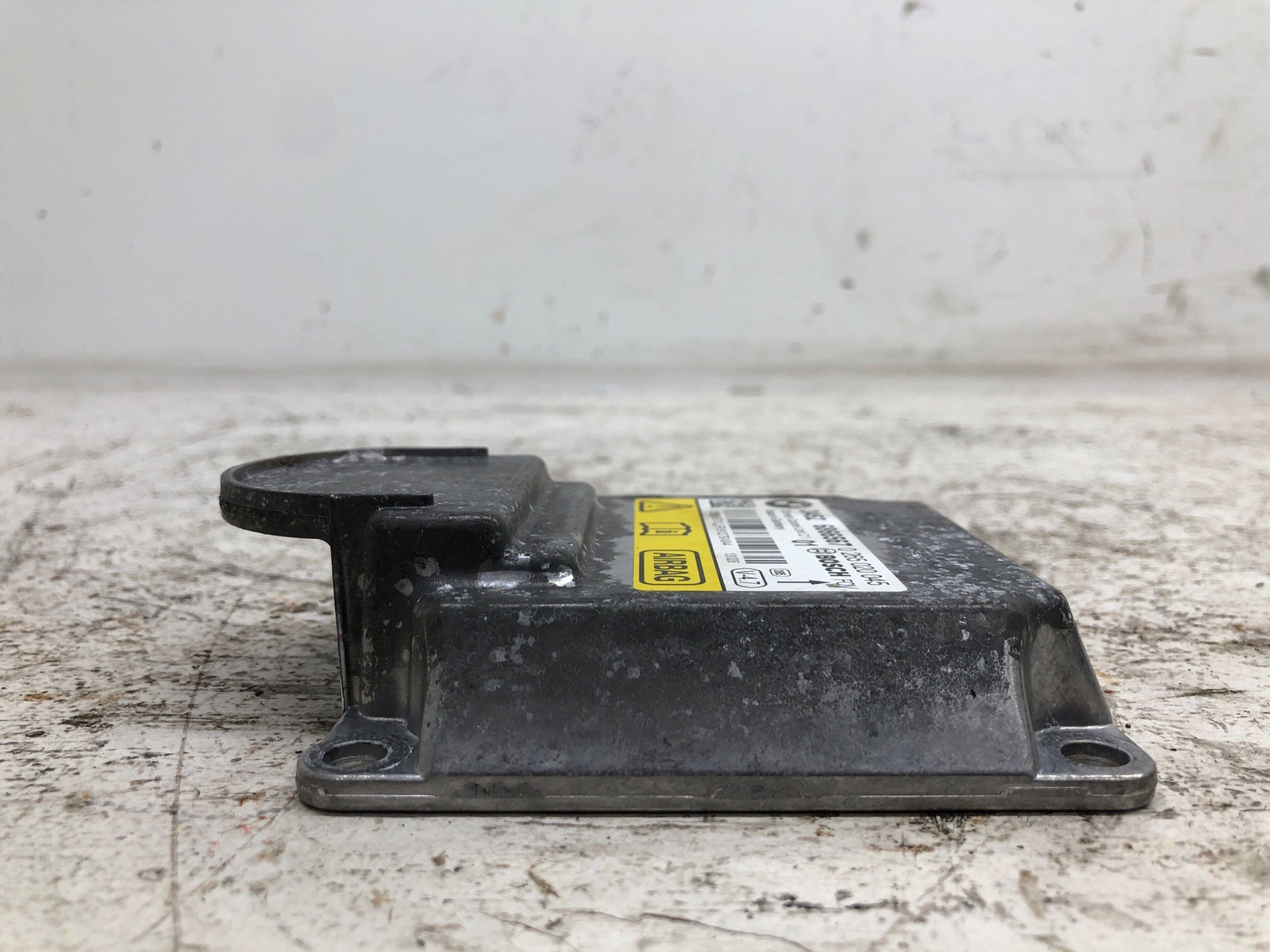 2014 -2018 BMW X5 ICM INTEGRATED CHASSIC DOMAIN CONTROL SPEED SENSOR 34526866567