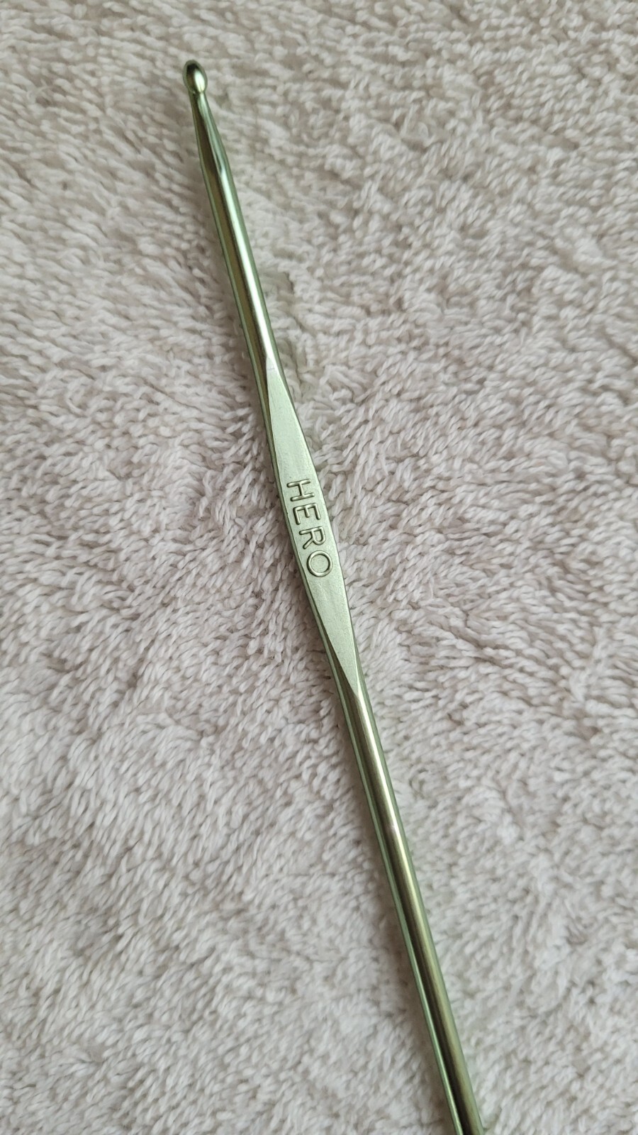 Vintage Hero Crochet Hook Made In Germany Size E Metal Green