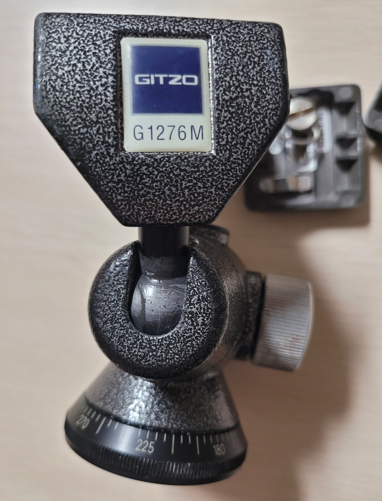 Gitzo G1276M Tripod Head Pan Tilt Italy Pro Camera Mount w/ Plate