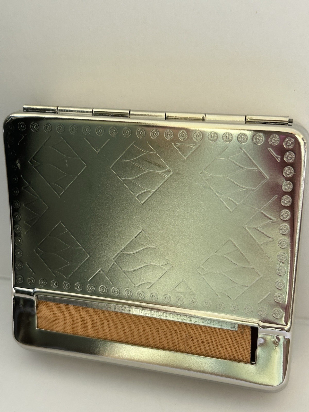 Automatic Tobacco Rolling Box Chrome Diamond Design