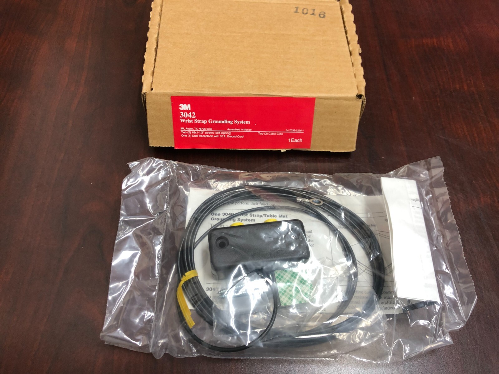 (New in Box) 3M 3042 Wrist Strap Grounding System
