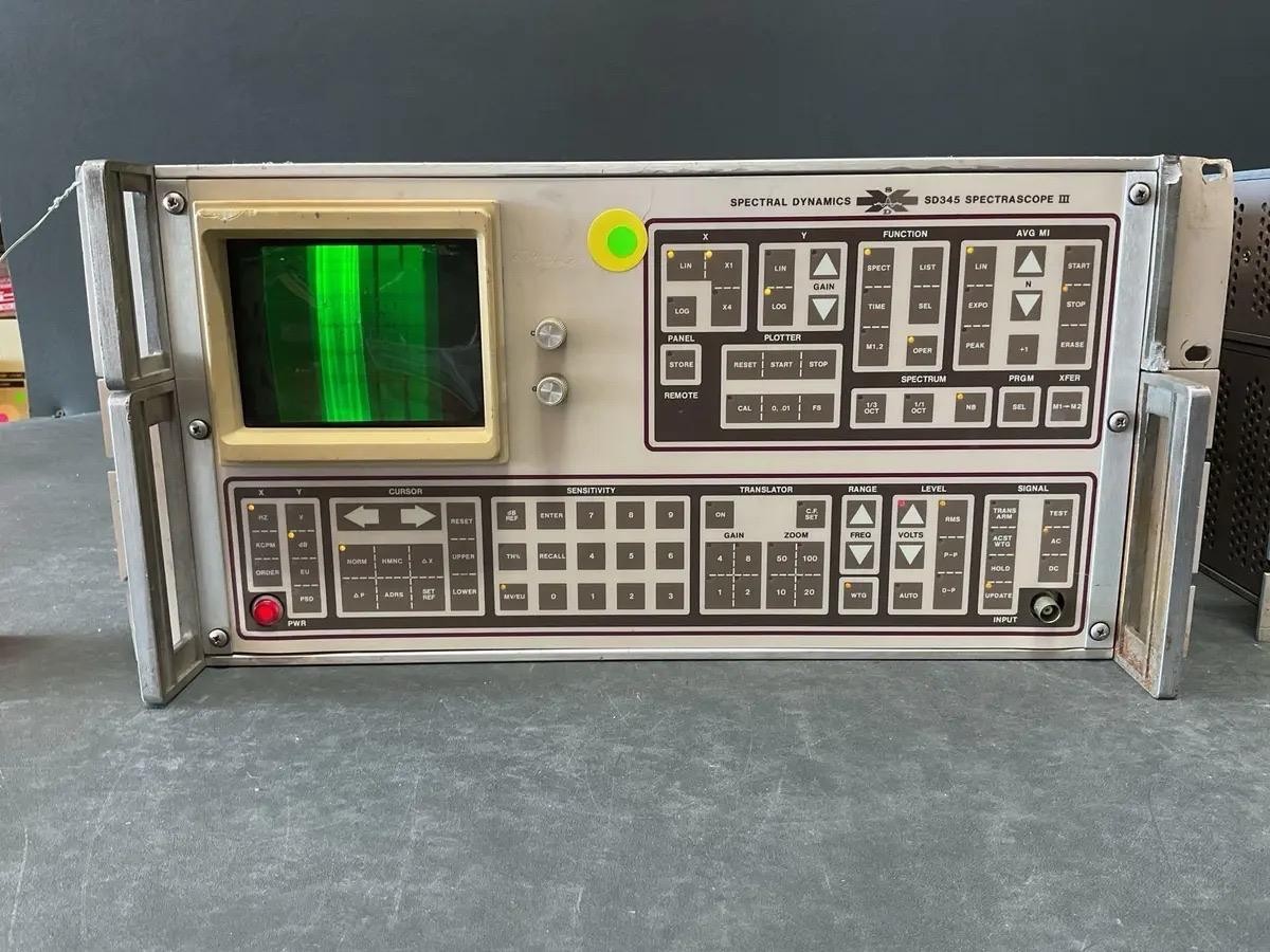 Spectral Dynamics SD345 Spectrascope III Benchtop Spectrum Analyzer (SD345)