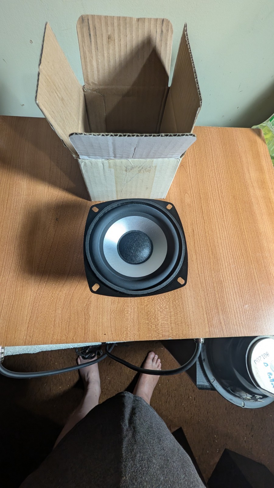 MCM 55-1856 Midrange. Aluminum Cone, 30  Watt RMS 60 Watt Peak