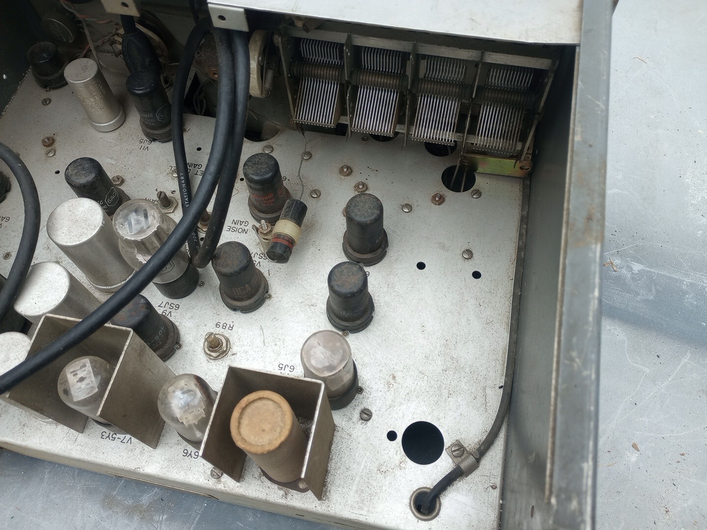 HP Model 330 B Distortion Analyzer