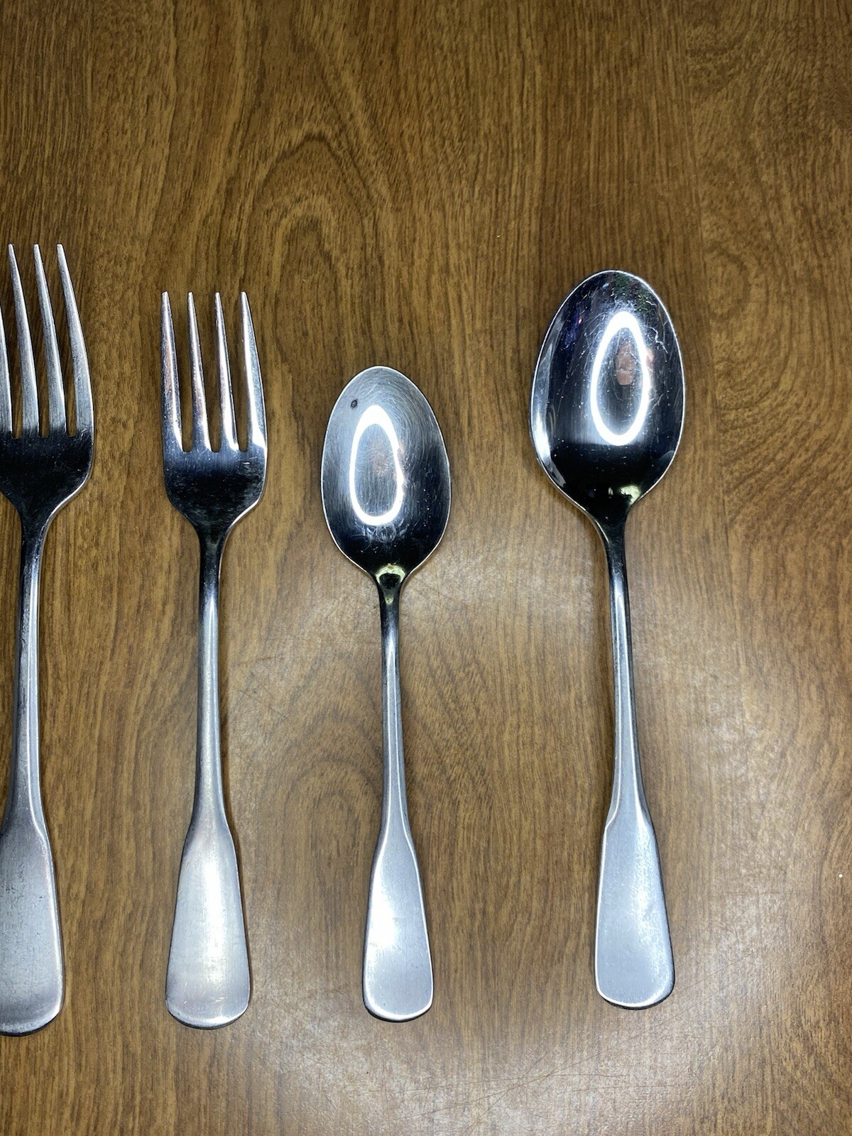 Oneida Colonial Boston Glossy Stainless Flatware 5 Piece Place Setting
