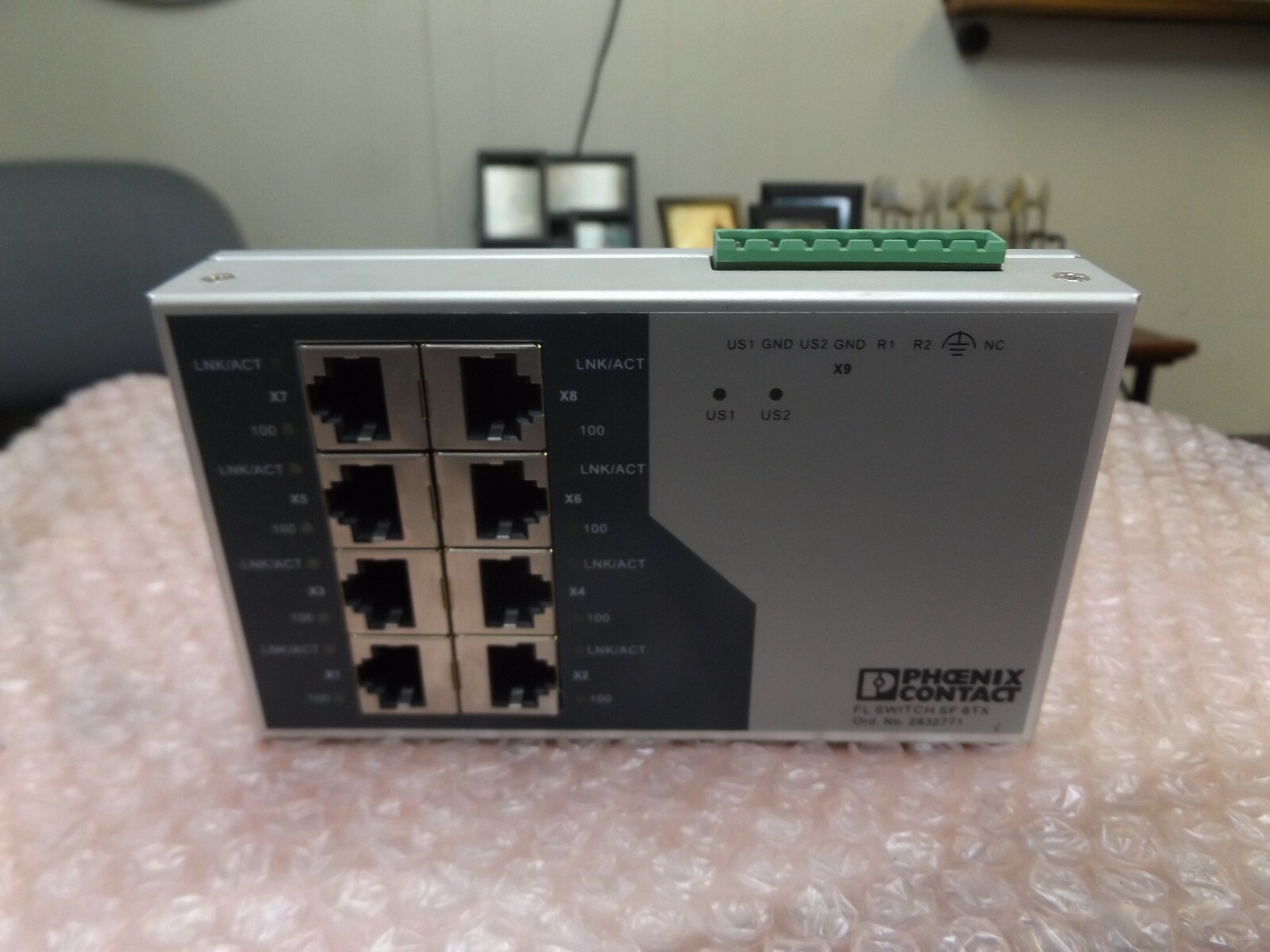 WHOLESALE PHOENIX CONTACT ETHERNET SWITCH SF-8TX 2832771 8-PORT