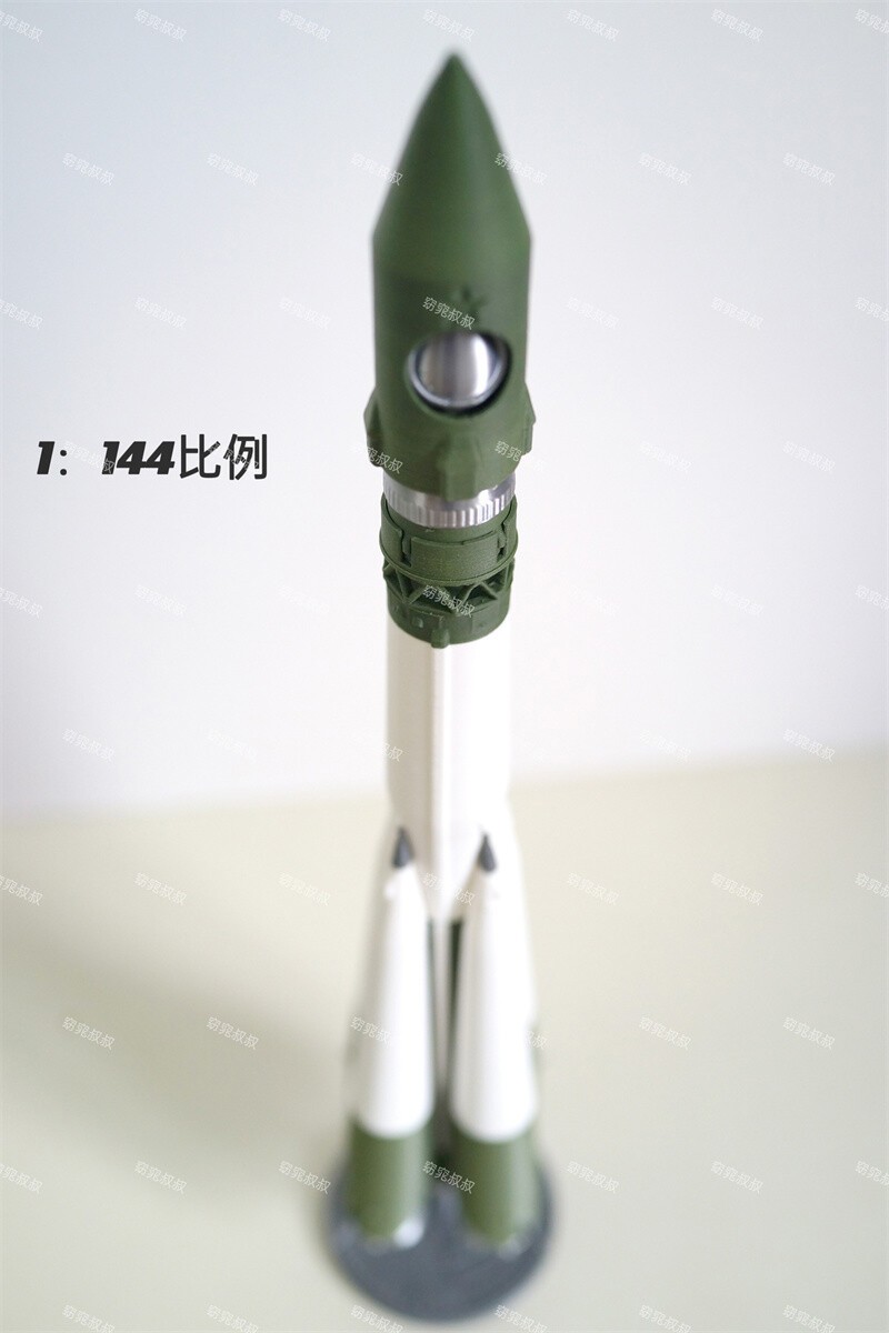 1:144 Russian Восток Boctok Carry Rocket Spacecraft Finished Model Painted Toys